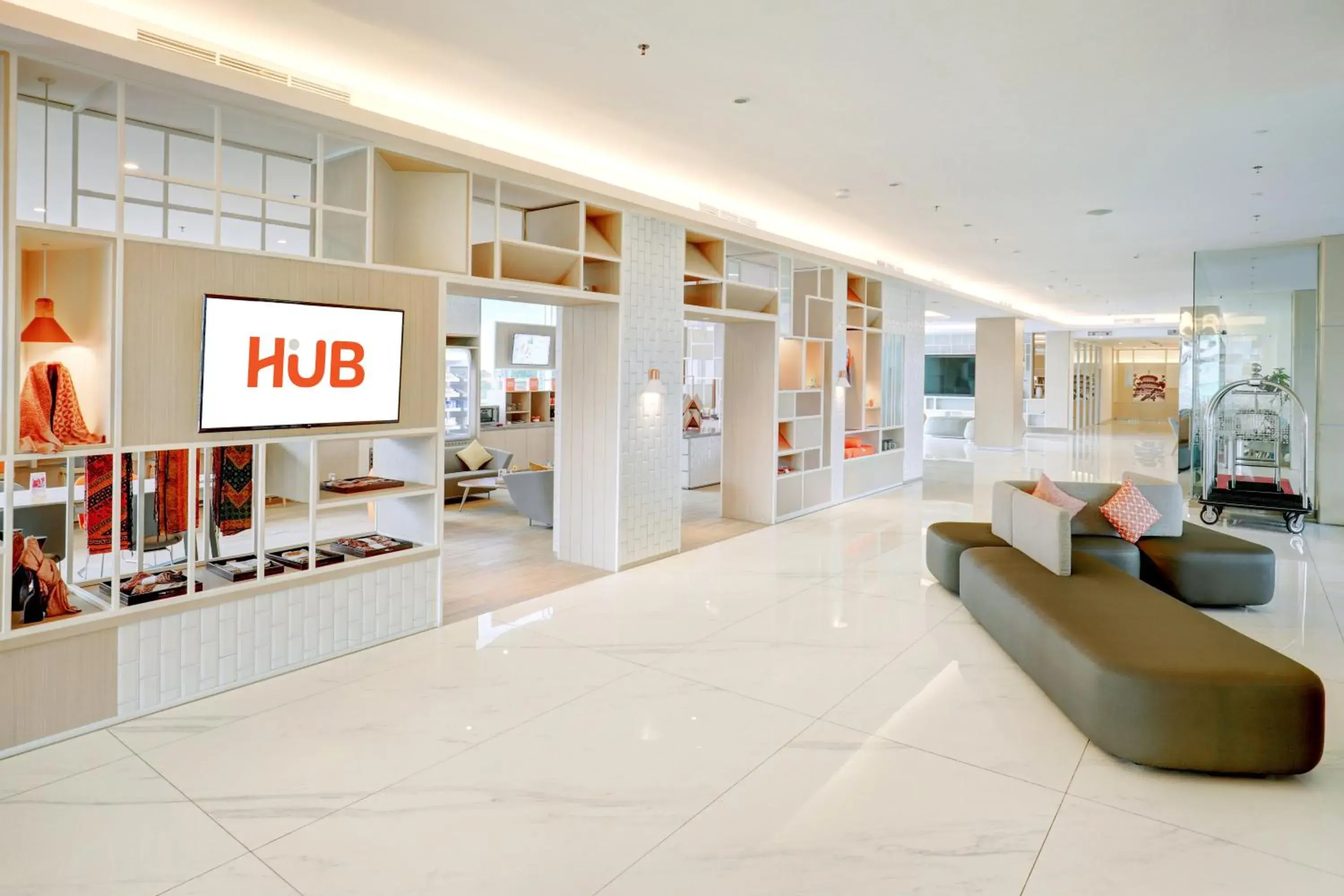 Lobby or reception, Lobby/Reception in HARRIS Hotel & Conventions Bundaran Satelit Surabaya