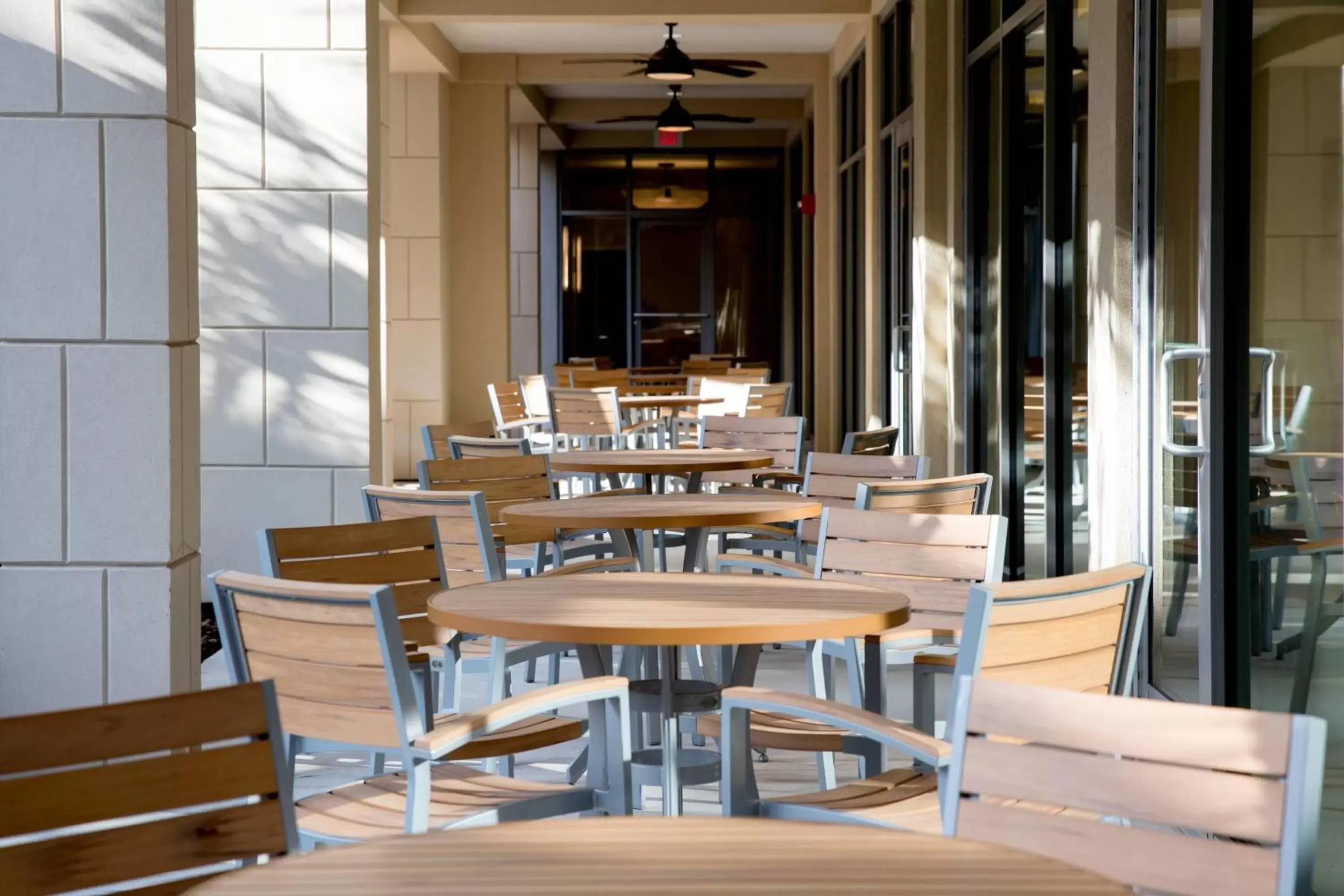 Restaurant/Places to Eat in SpringHill Suites by Marriott Orlando Theme Parks/Lake Buena Vista