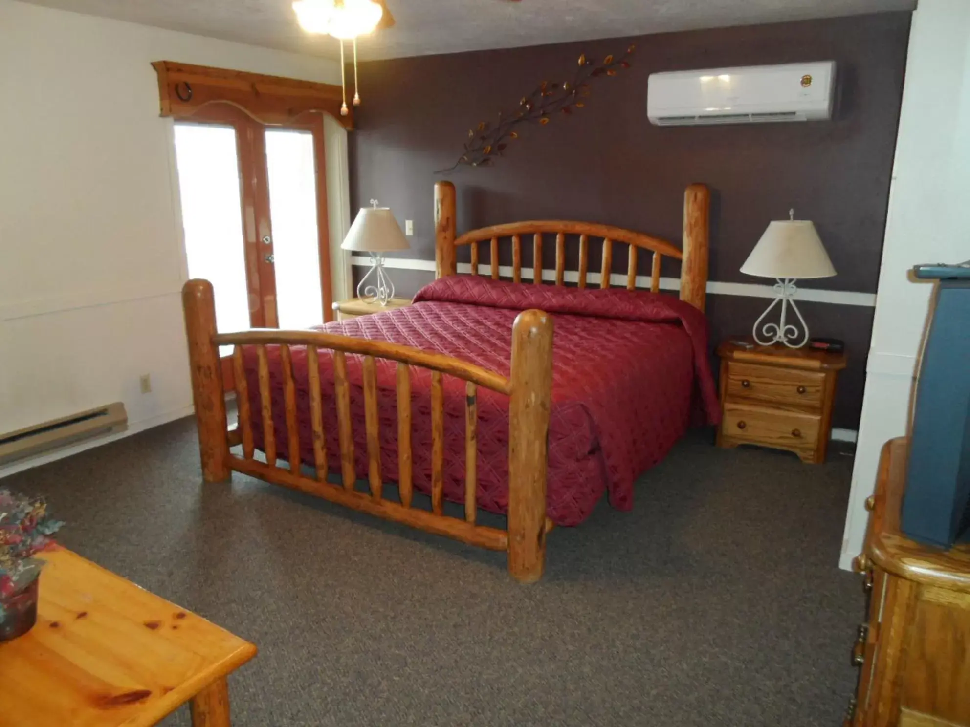 Bedroom, Bed in Jackson Hole Towncenter, a VRI resort