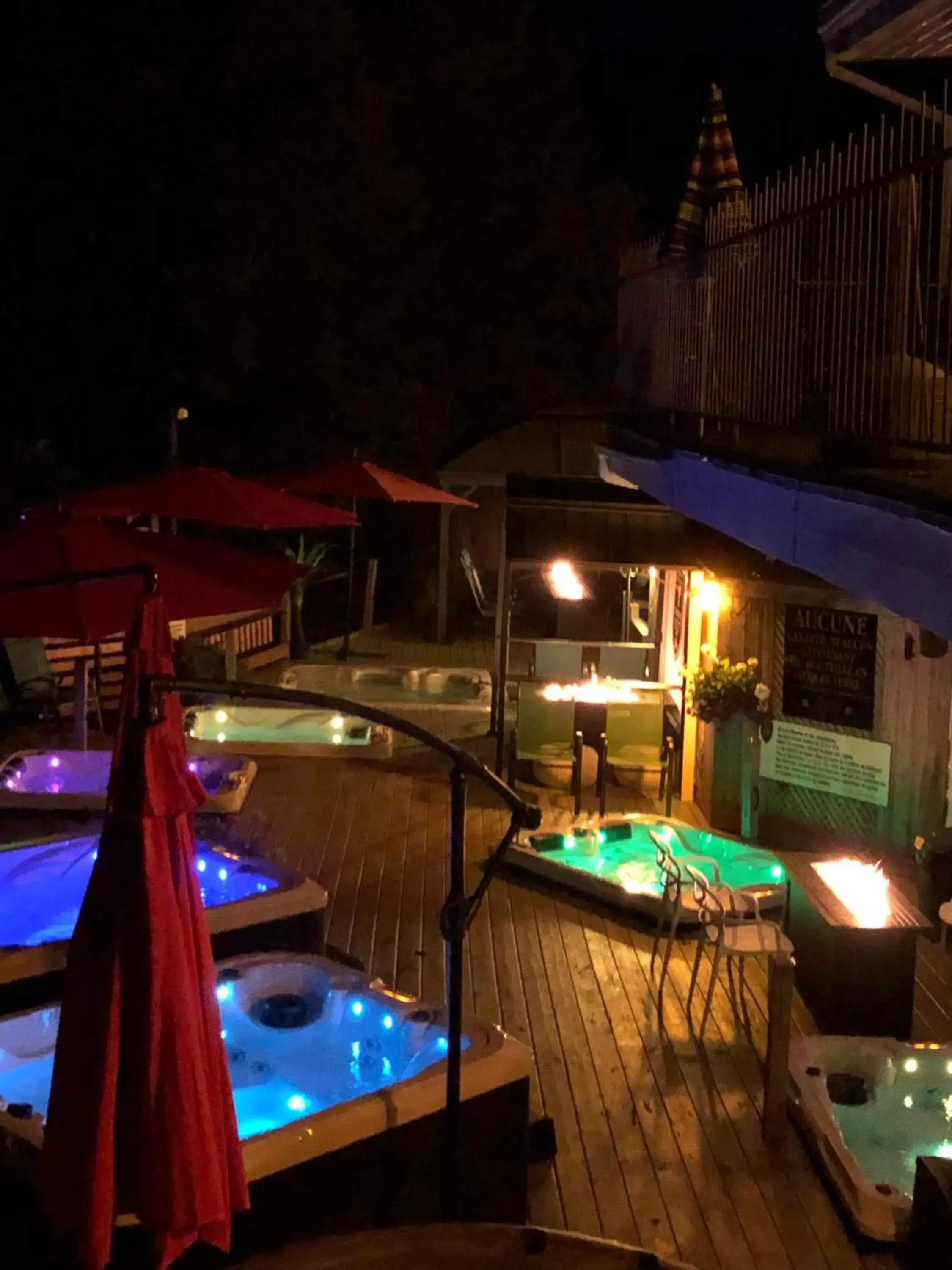 Patio, Swimming Pool in Auberge Hotel Spa Watel