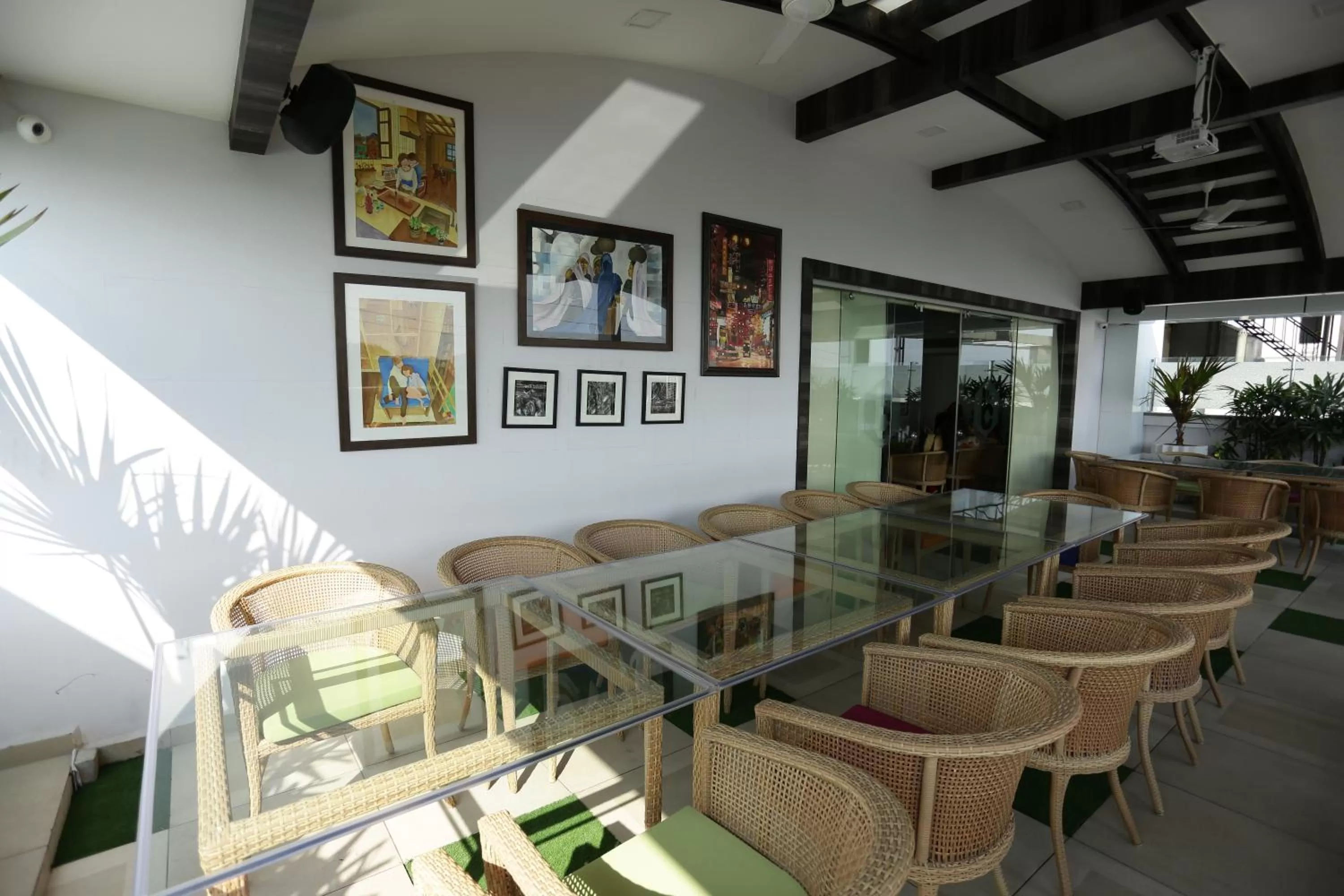 Restaurant/places to eat in Treebo Daksh Residency