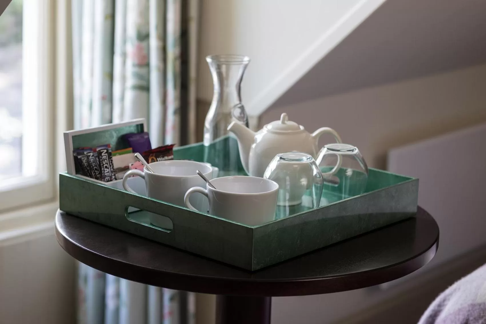 Coffee/tea facilities in Nether Abbey Hotel