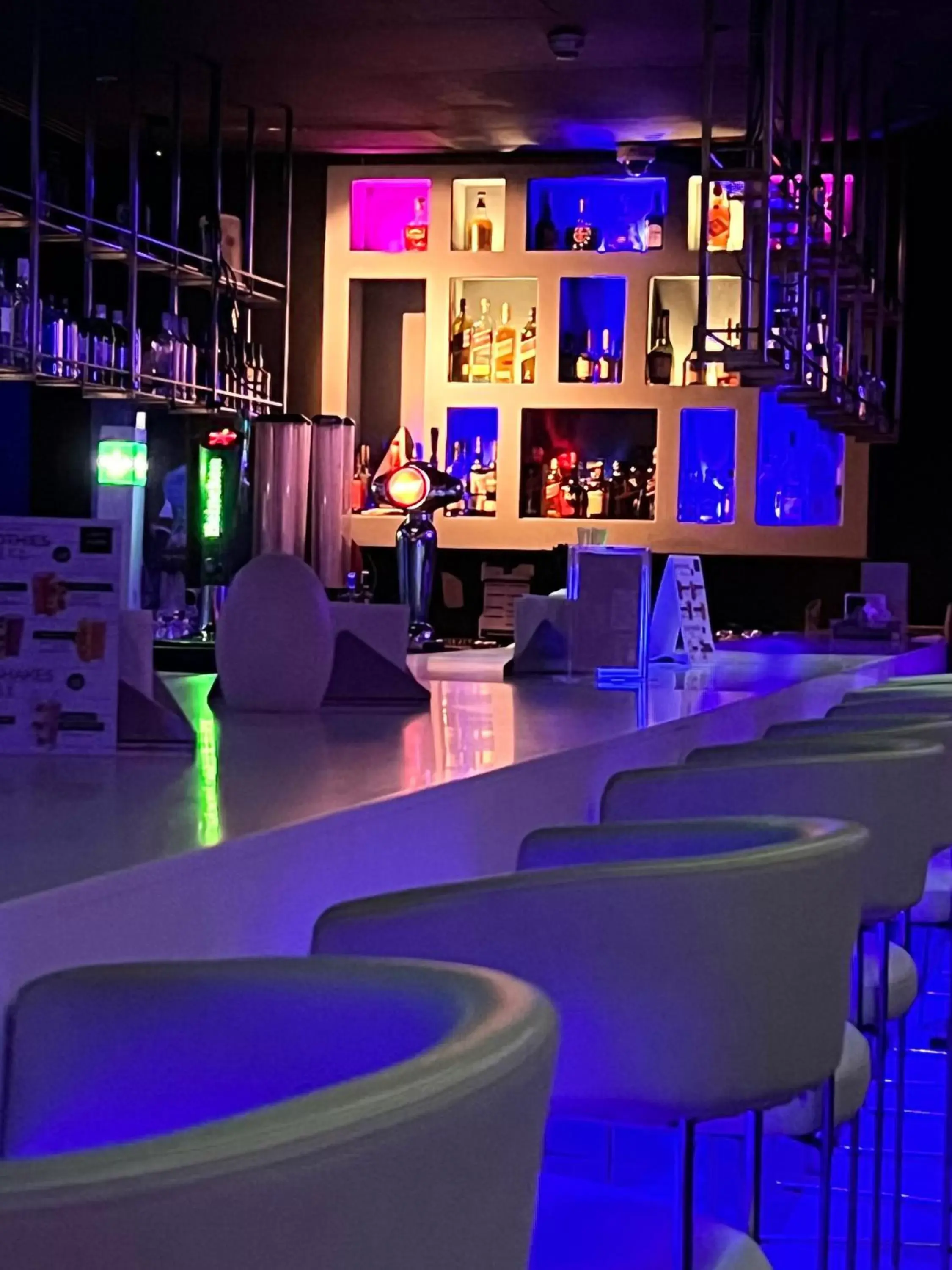 Lounge or bar, Lounge/Bar in Hues Boutique Hotel