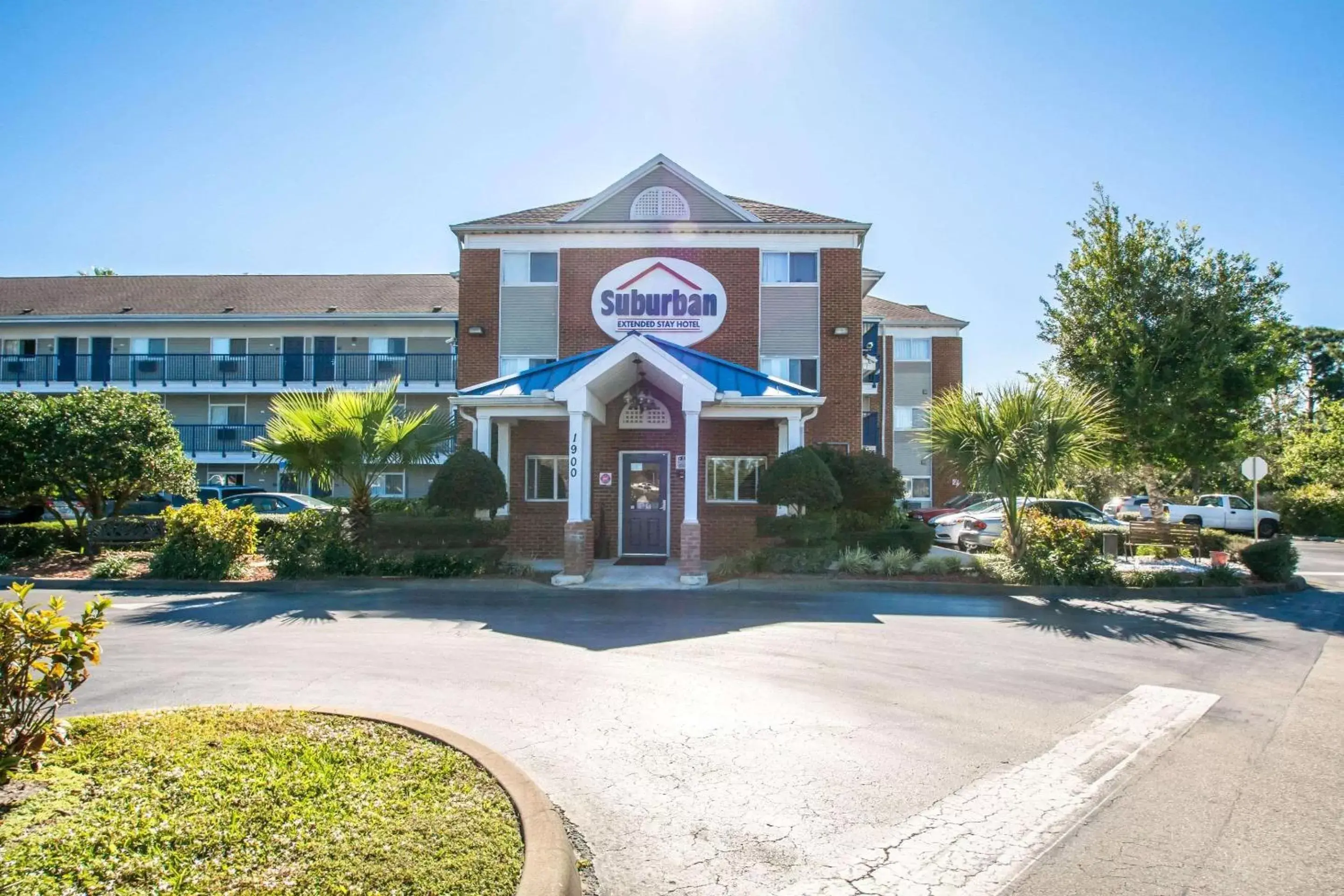 Property Building in Suburban Studios Stuart near Federal Hwy 1