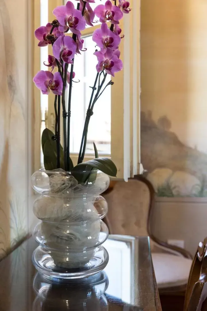 Economy Double Room in Hotel Alla Corte degli Angeli Economy Double Room in Hotel Alla Corte degli Angeli