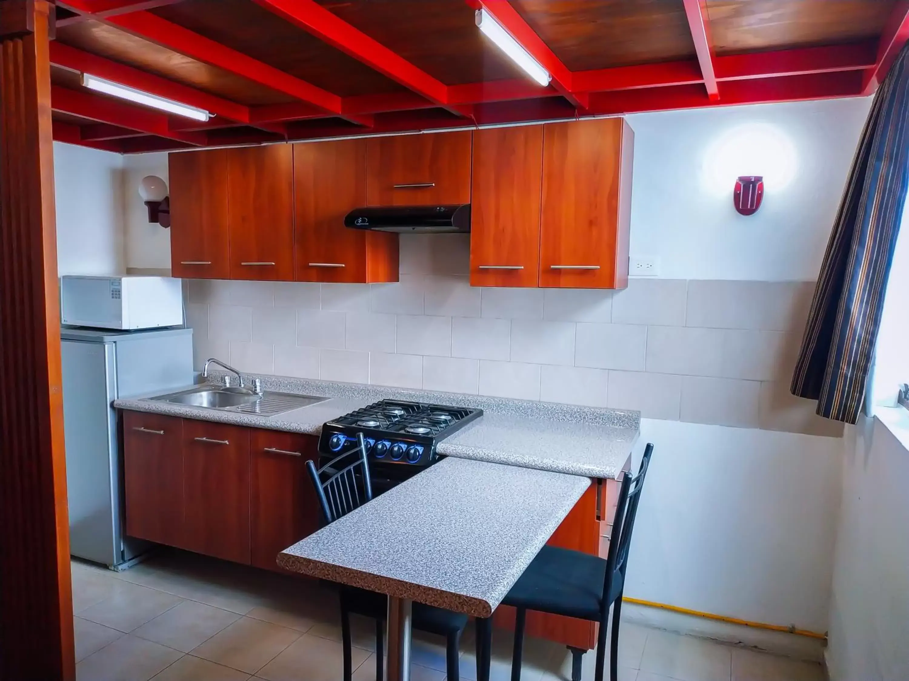 Kitchen or kitchenette, Kitchen/Kitchenette in Hotel del Capitán de Puebla