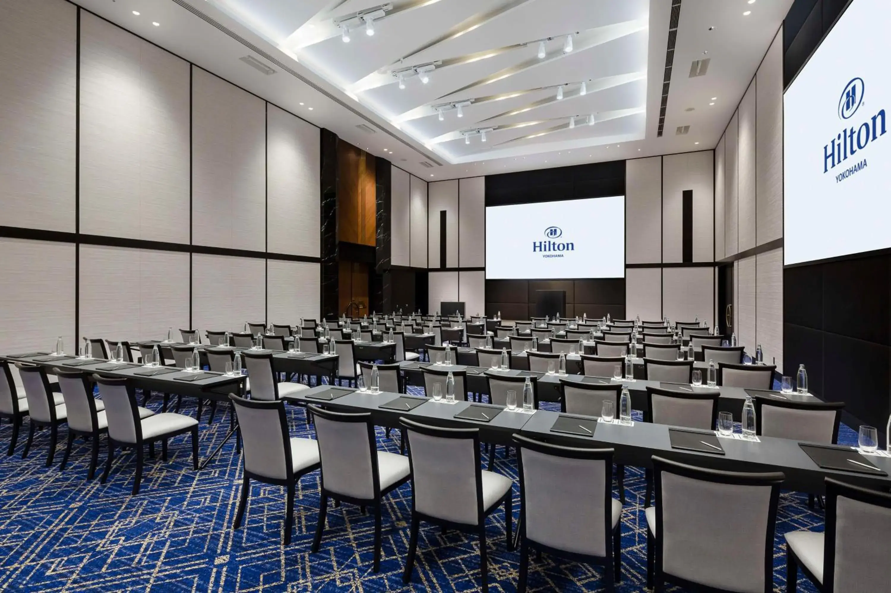 Meeting/conference room in Hilton Yokohama