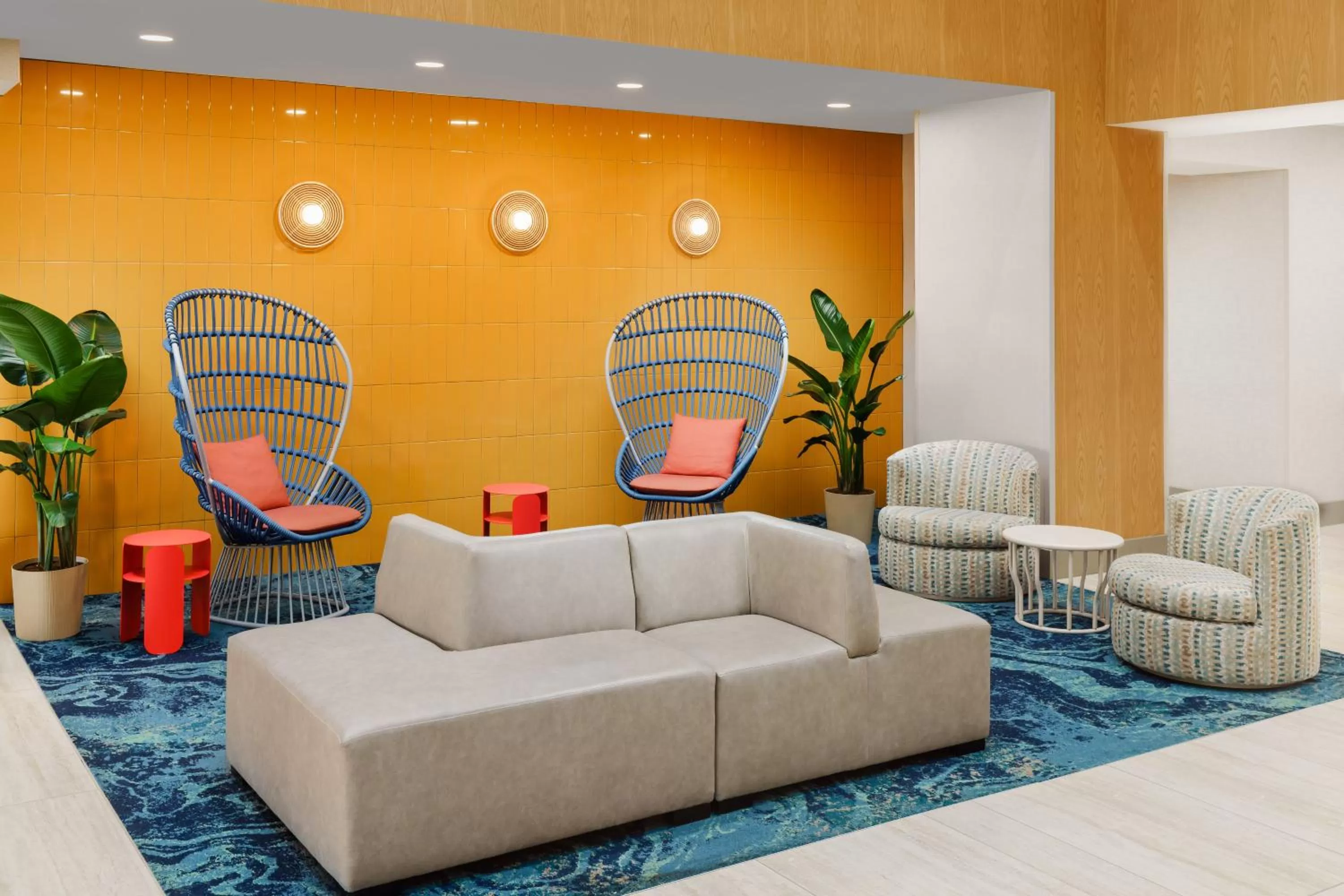 Seating area in Hyatt Place across from Universal Orlando Resort