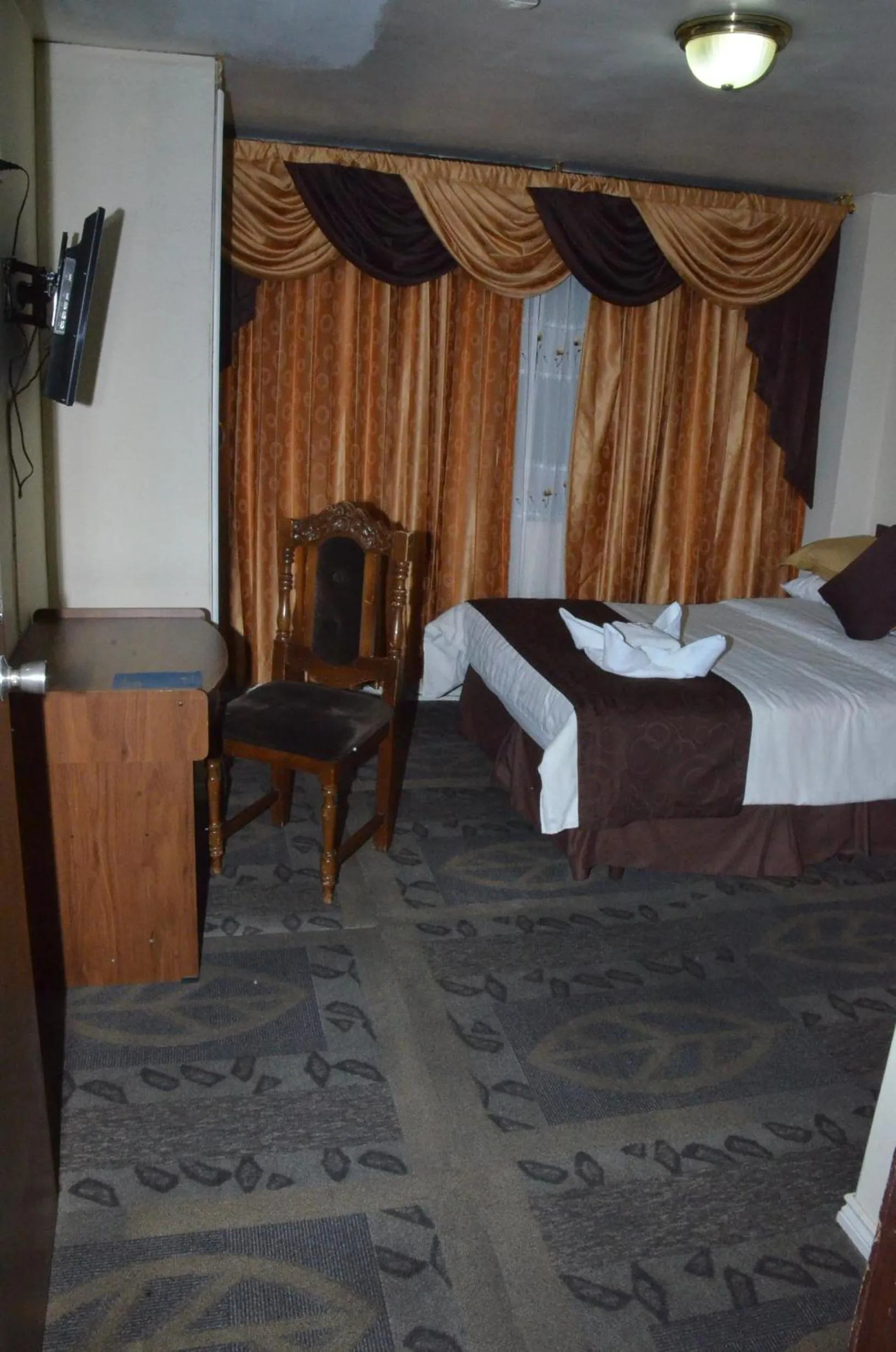 Photo of the whole room, Bed in Hotel Bonaventure