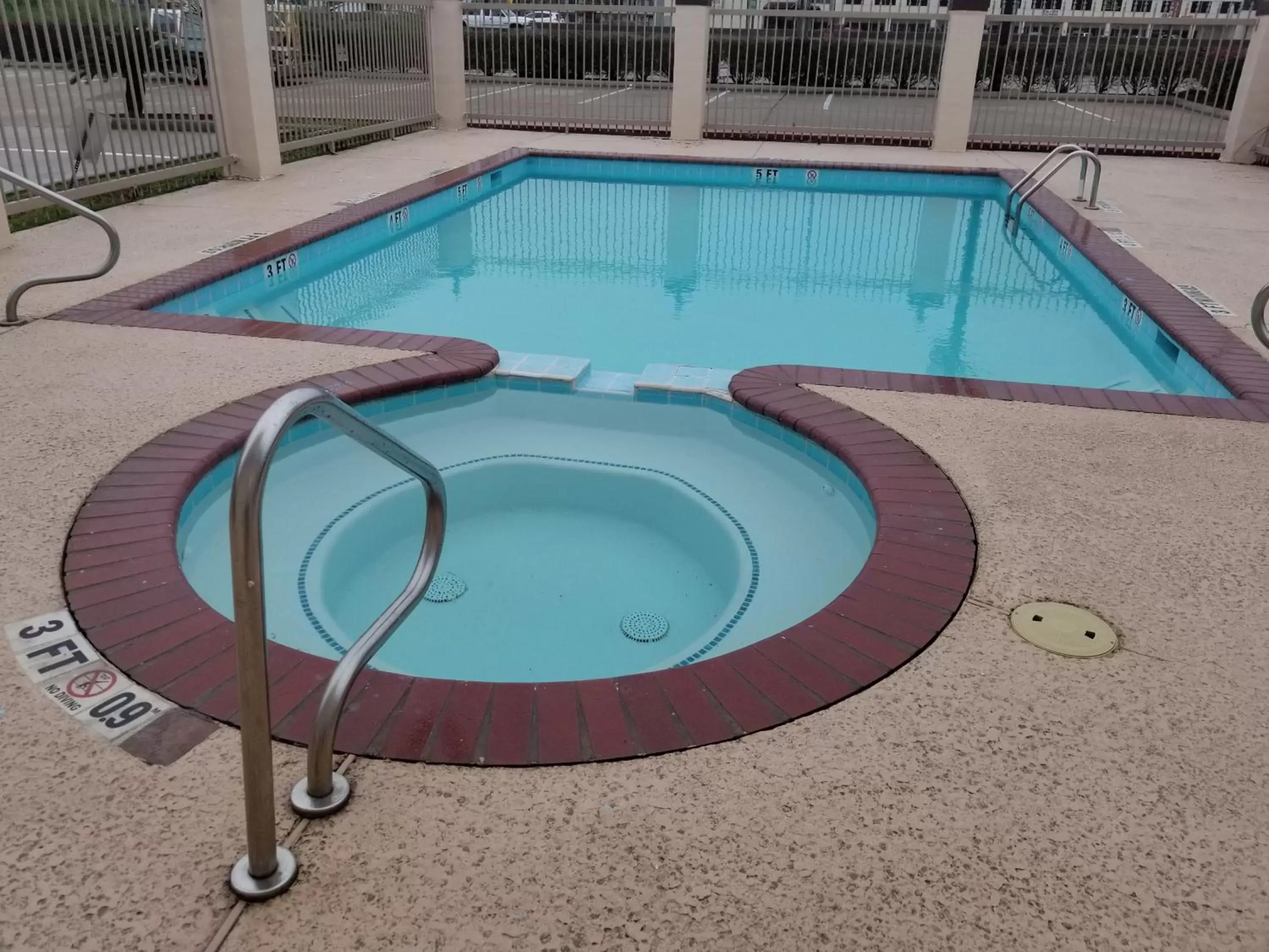 Swimming Pool in HomeBridge Inn and Suites