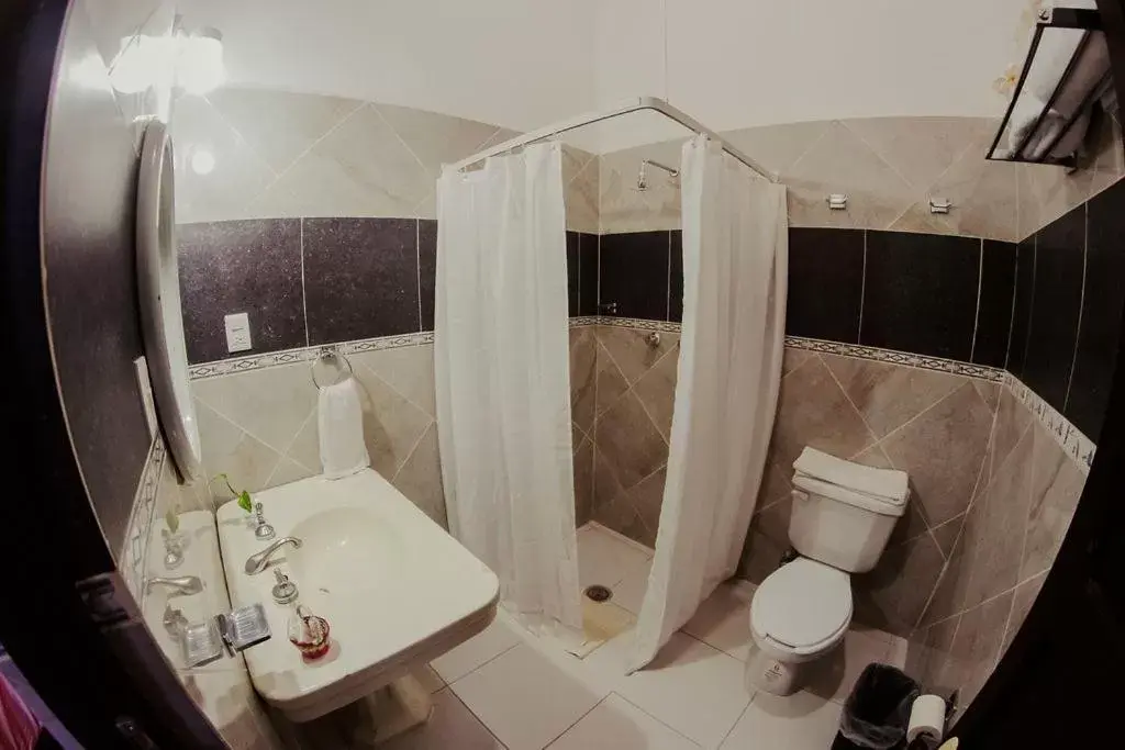 Bathroom in GRAN ALCÁZAR HOTEL BOUTIQUE