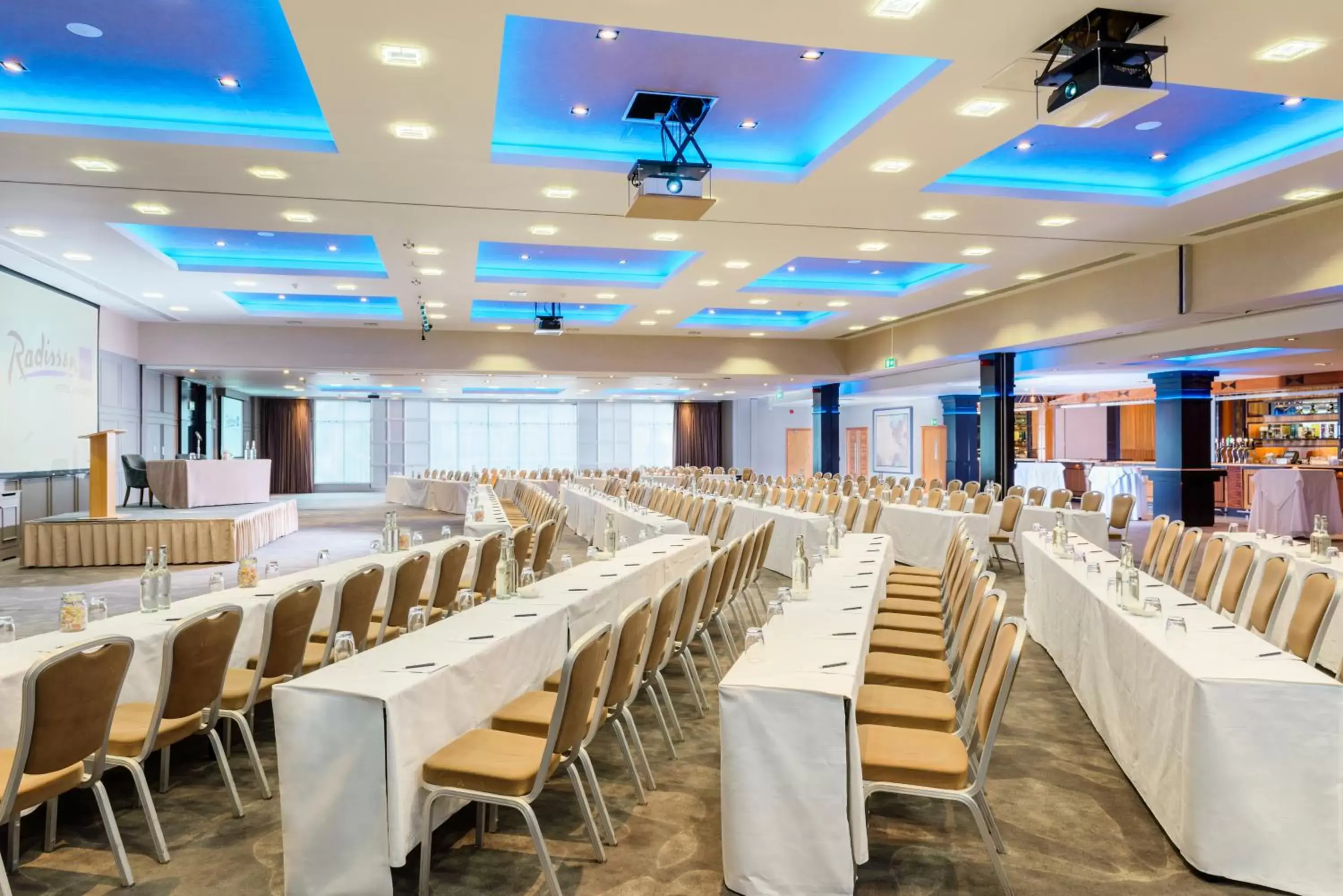 Meeting/conference room in Radisson Blu Hotel, Athlone