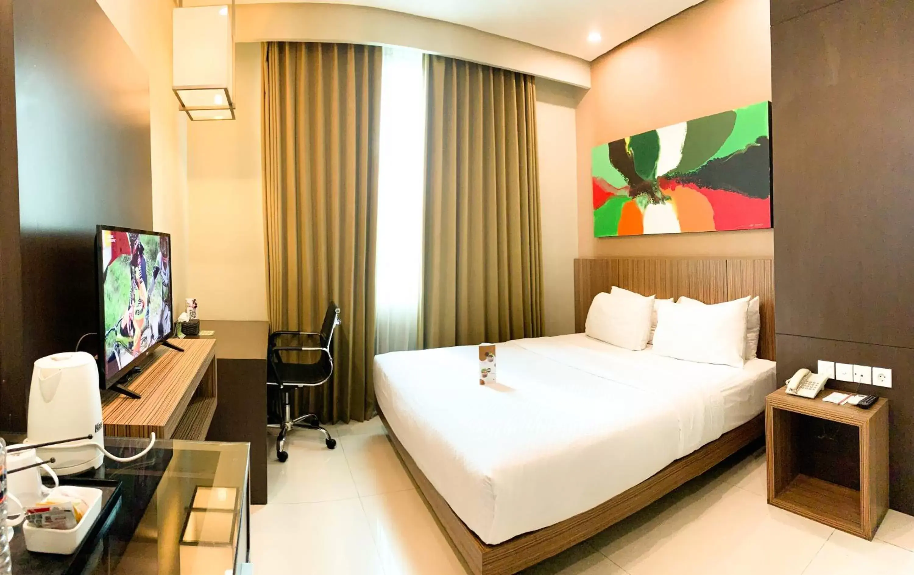 Bed in Savana Hotel & Convention Malang