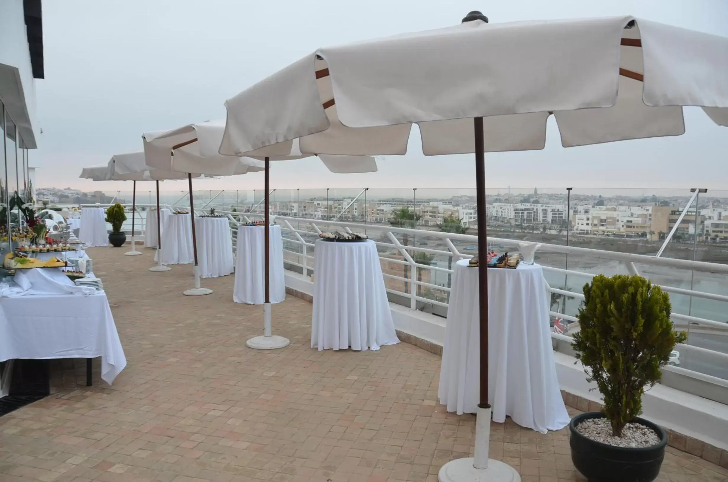 Patio, Banquet Facilities in Farah Rabat