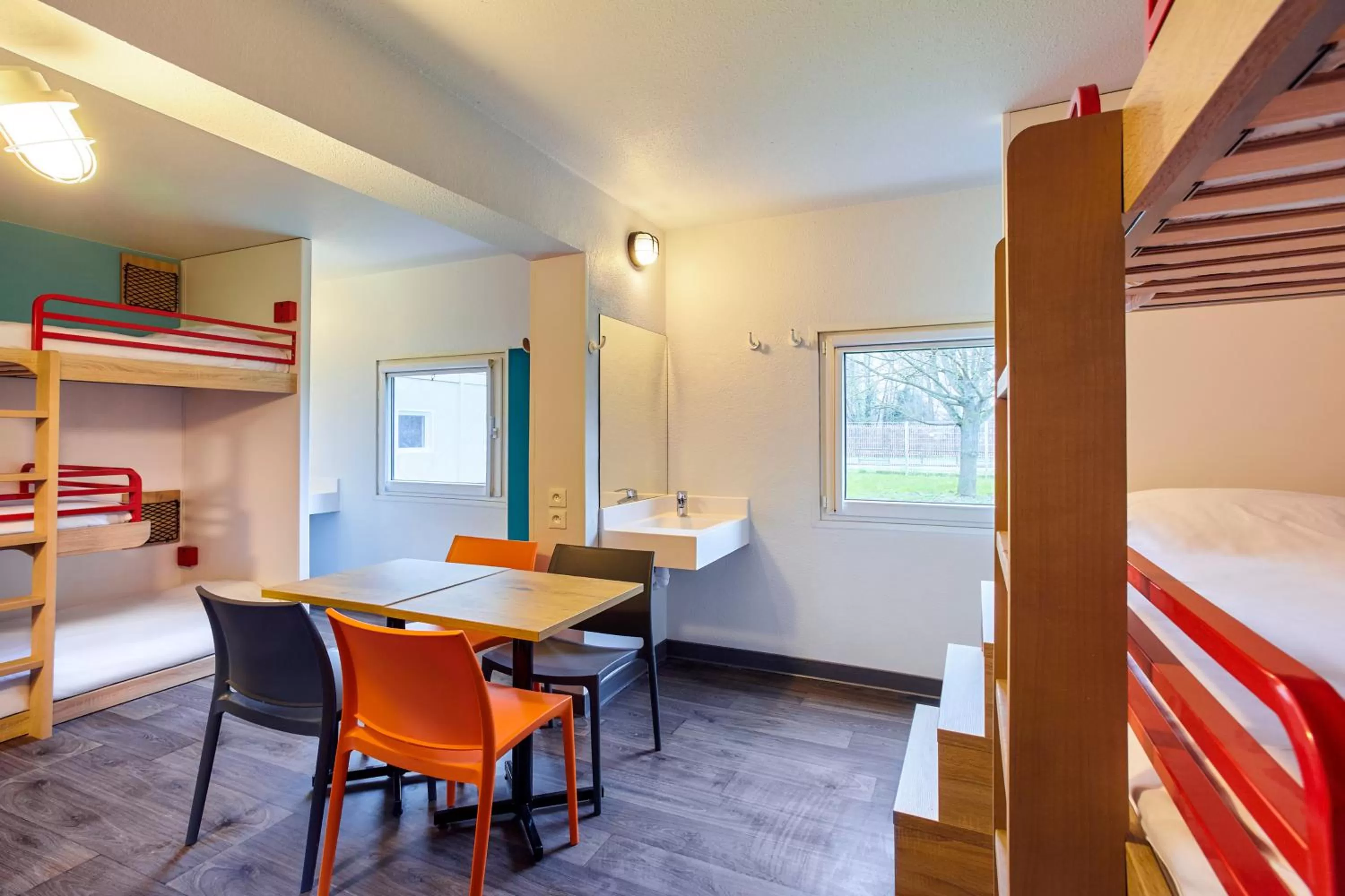 Photo of the whole room, Bed in hotelF1 Moret Fontainebleau