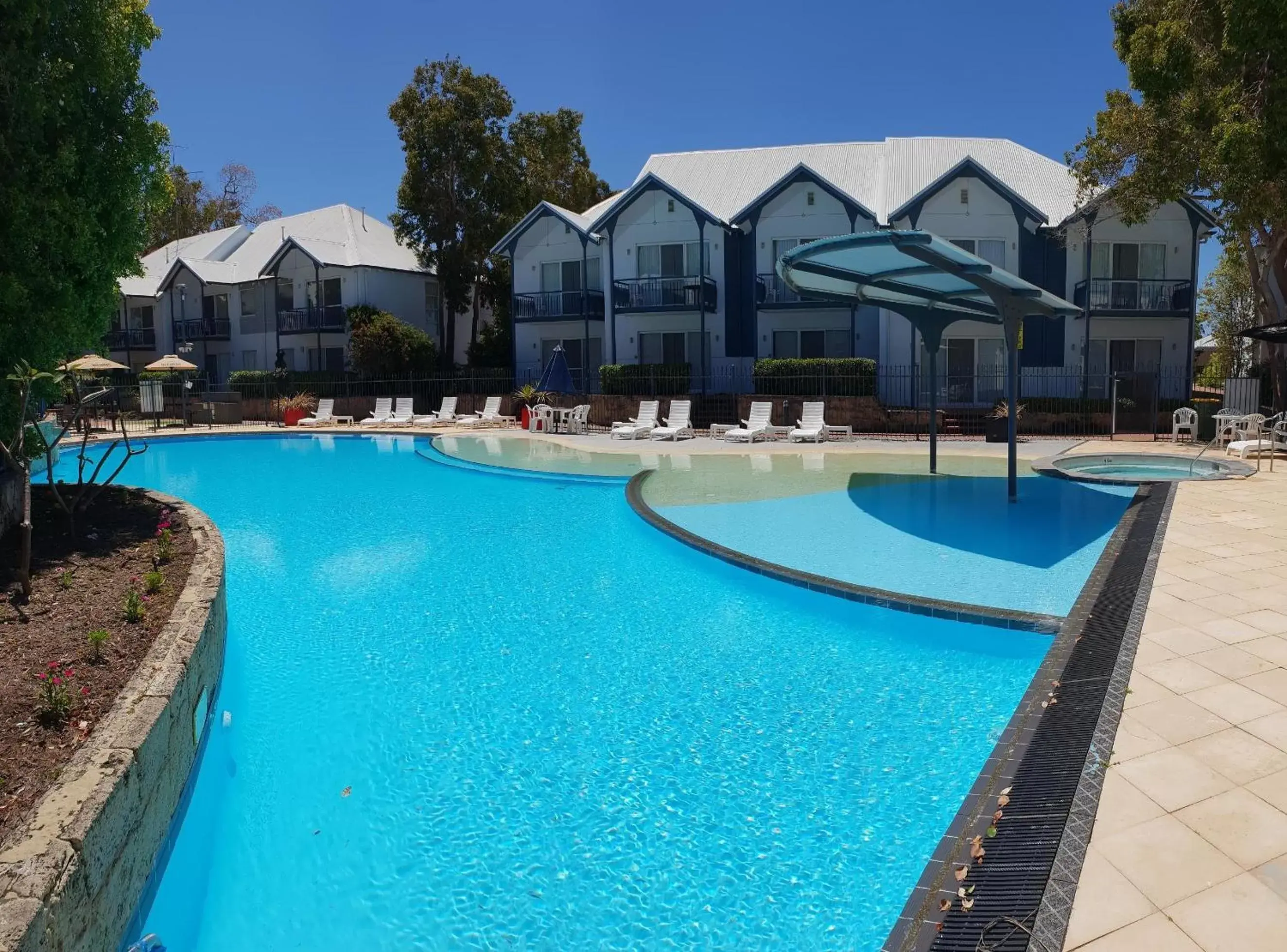 Swimming Pool in Mandurah Quay Resort