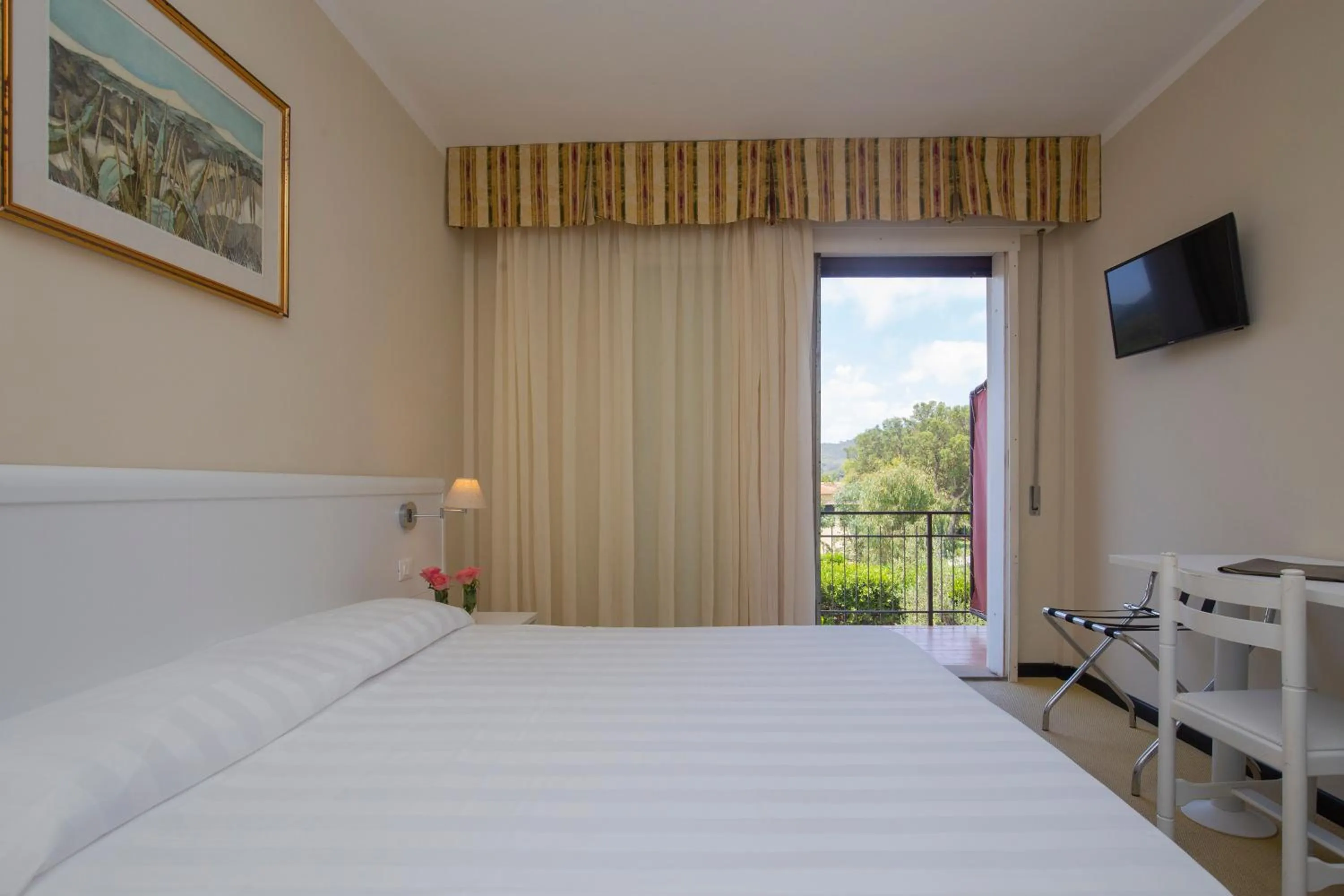 Bed in Hotel Fabricia