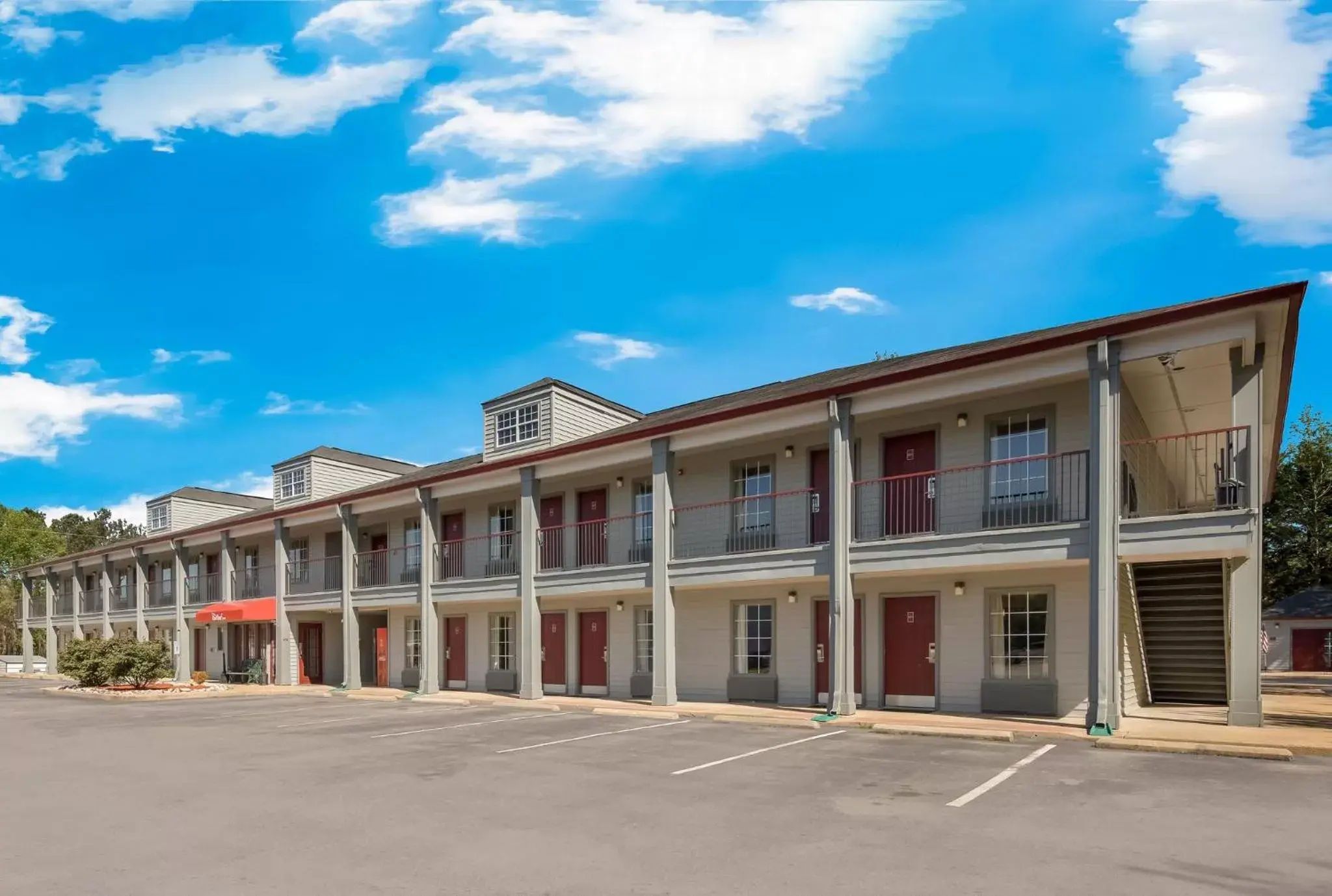 Property Building in Red Roof Inn Jasper