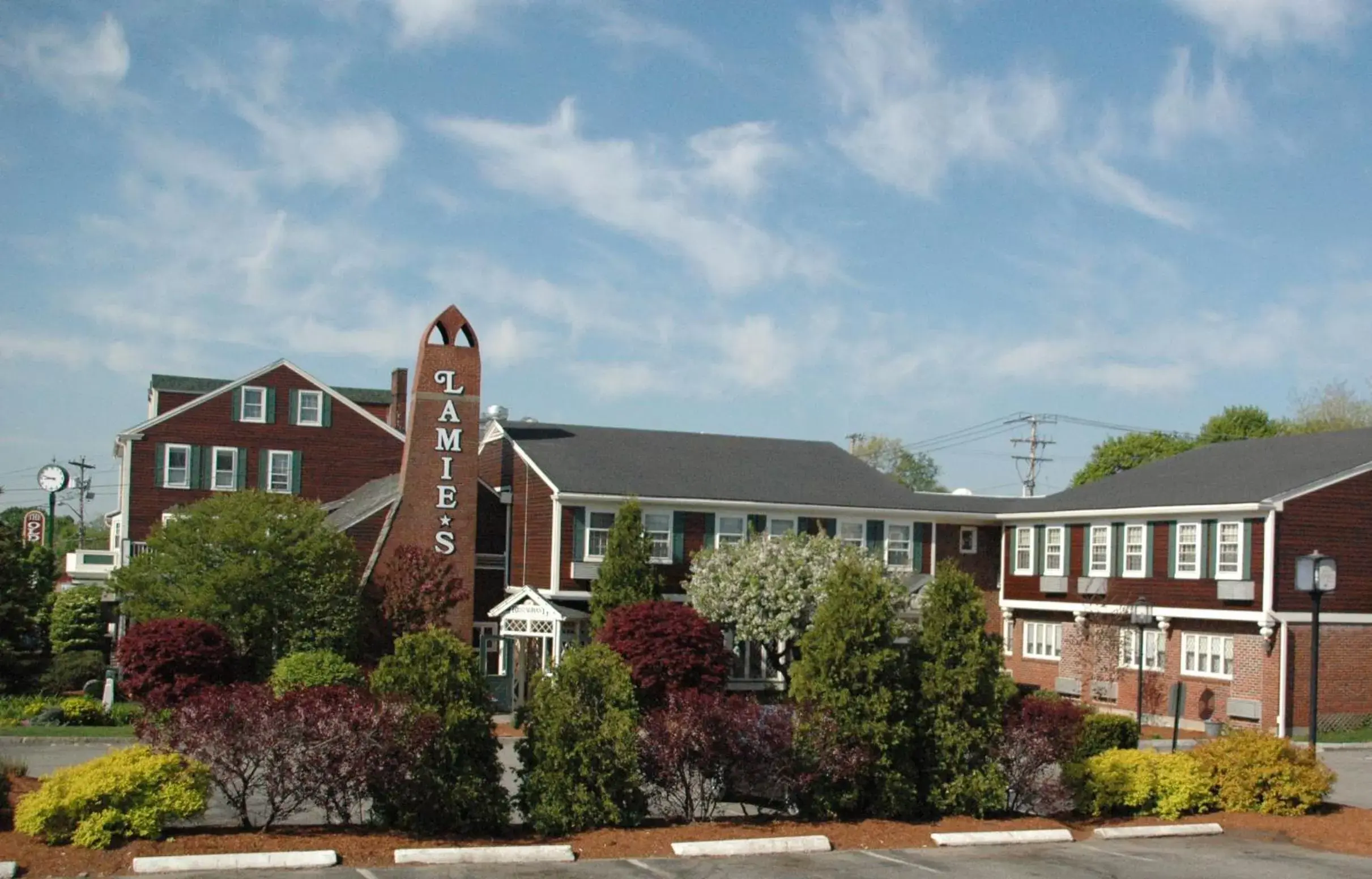 Facade/entrance, Property Building in Lamies Inn & The Old Salt Tavern