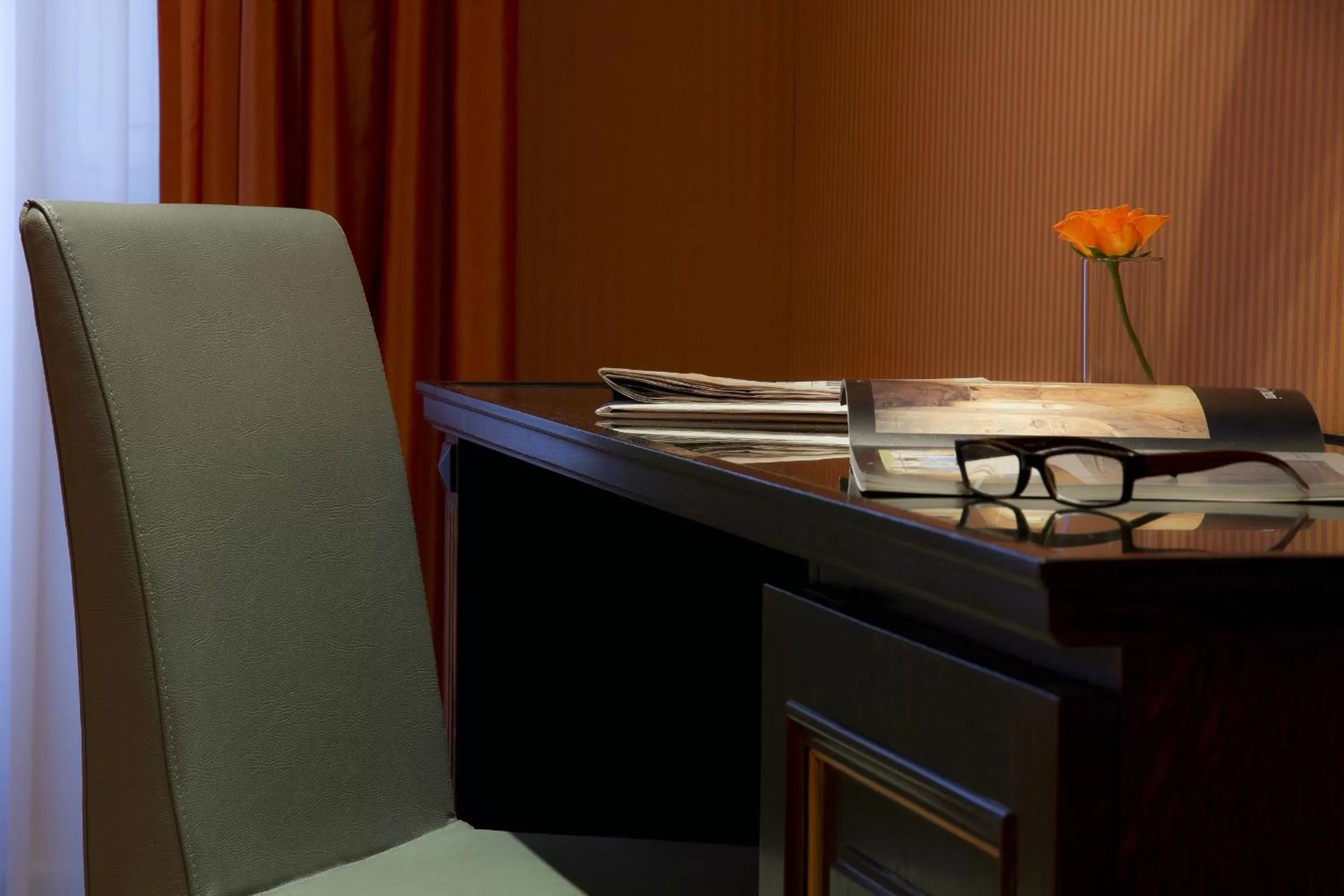 Seating area in Marcella Royal Hotel - Rooftop Garden