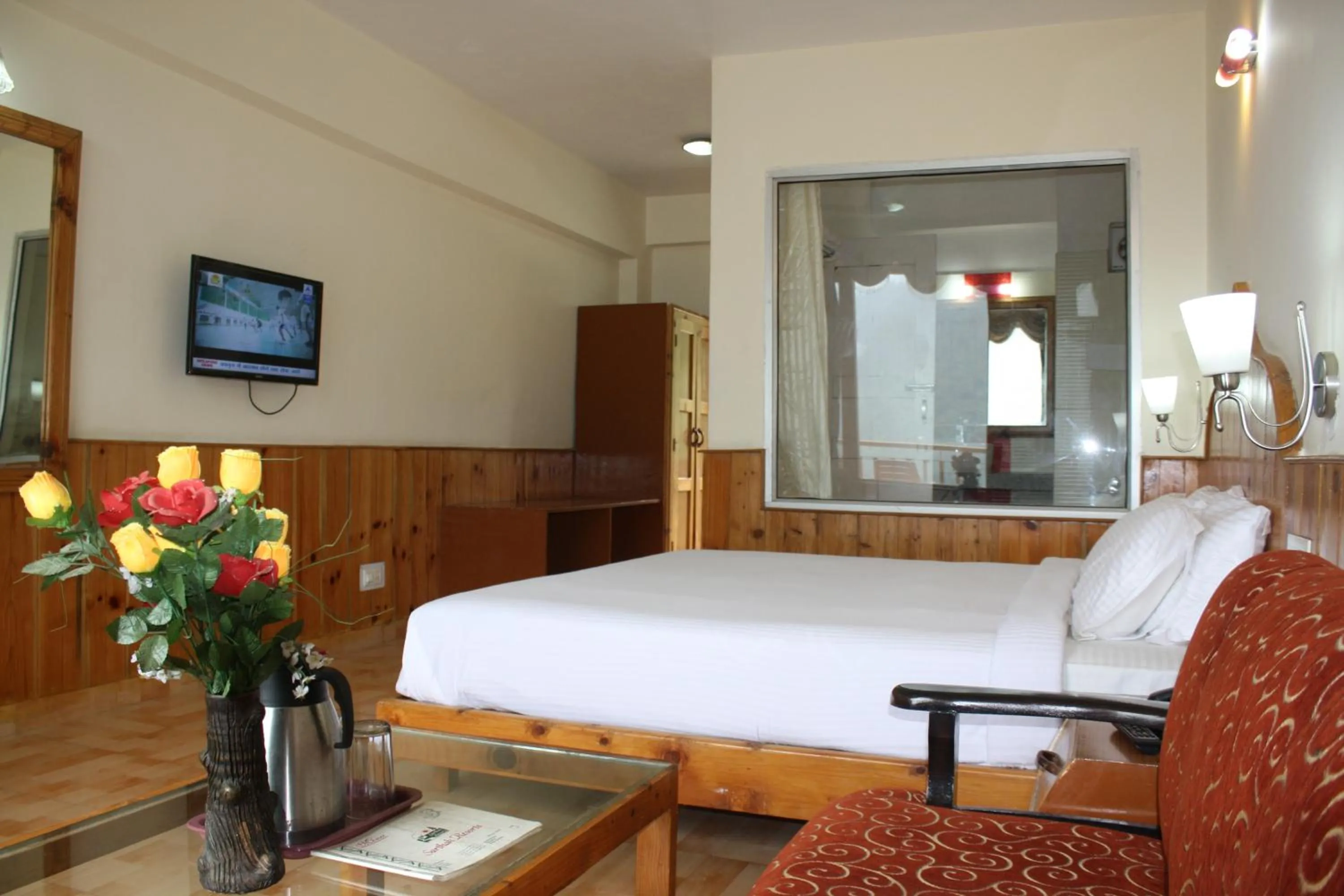 Bedroom, Bed in Sarthak Resorts-Reside in Nature with Best View, 9 kms from Mall Road Manali