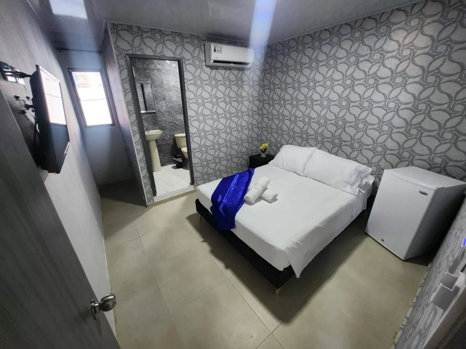 Photo of the whole room, Bed in HOTEL COSTA AZUL SAI