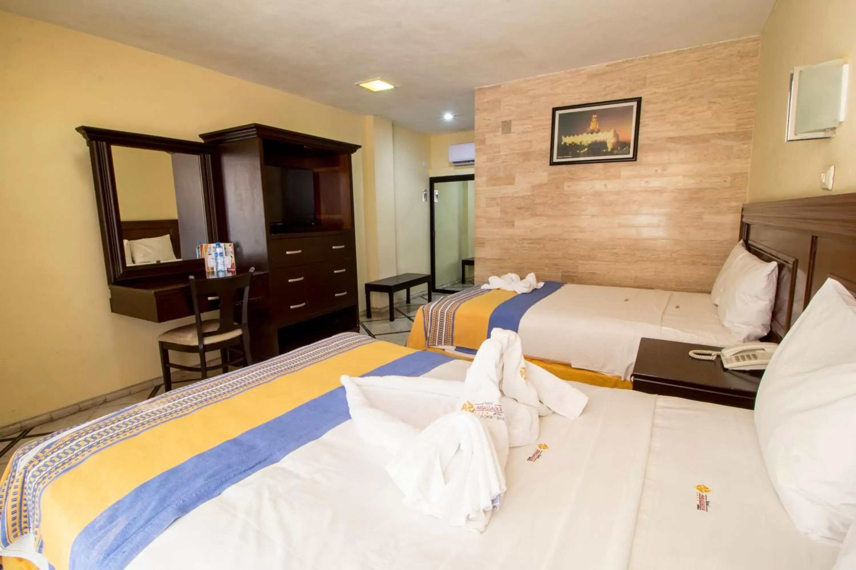 Bed in Hotel Ambassador Mérida