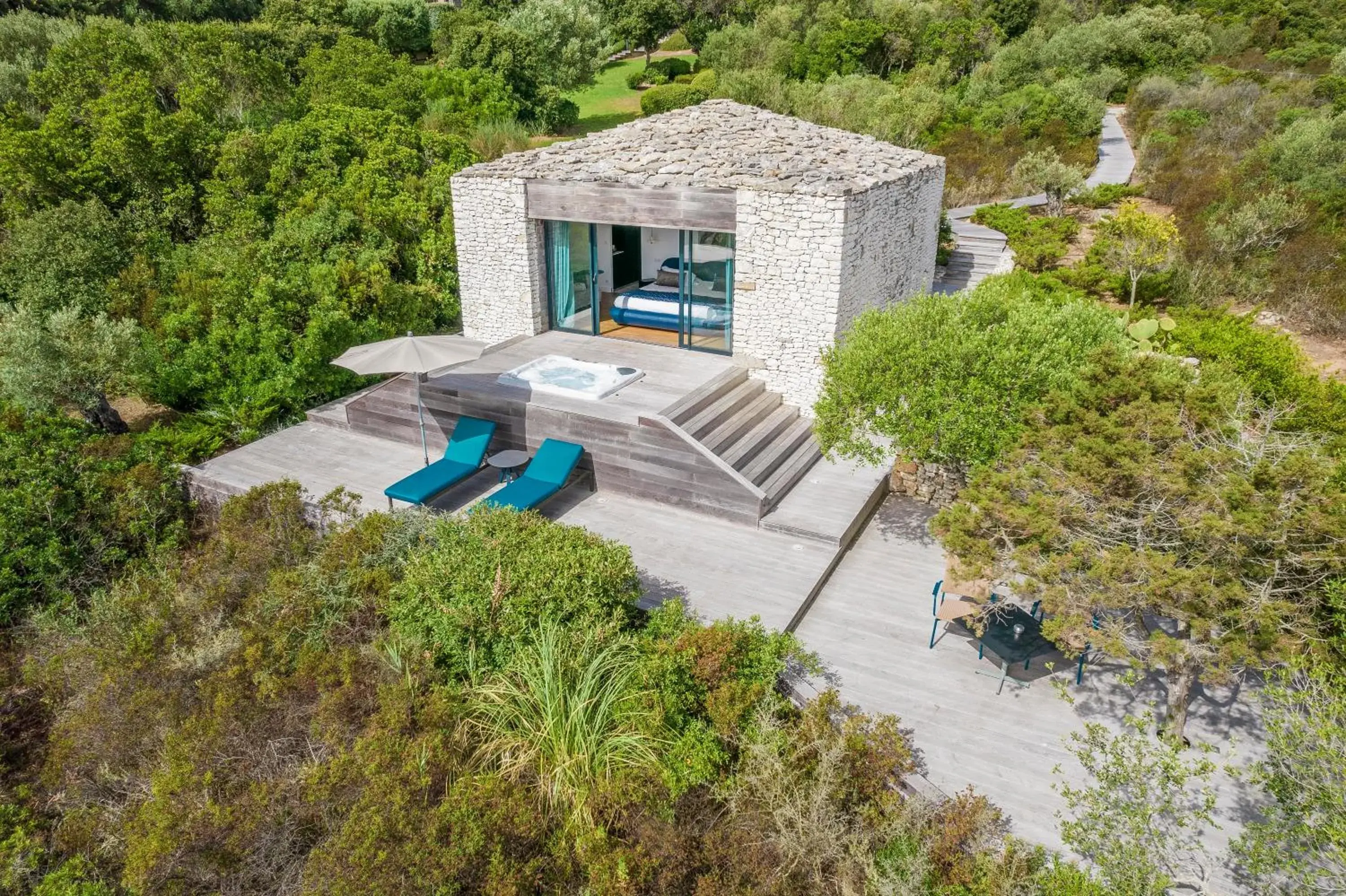 Junior Suite with Terrace and private Hot tub in Hôtel Version Maquis Santa Manza Junior Suite with Terrace and private Hot tub in Hôtel Version Maquis Santa Manza