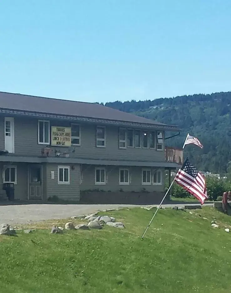 Property Building in Beluga Lake Lodge