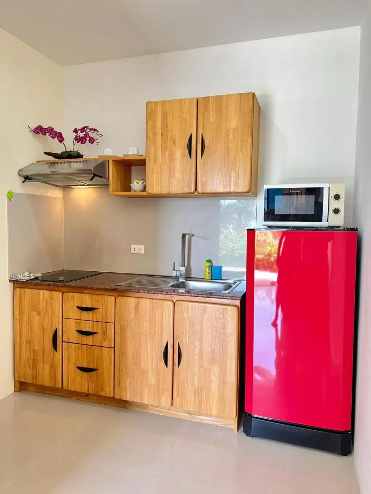 Kitchen/Kitchenette in Mountain Seaview Luxury Apartments