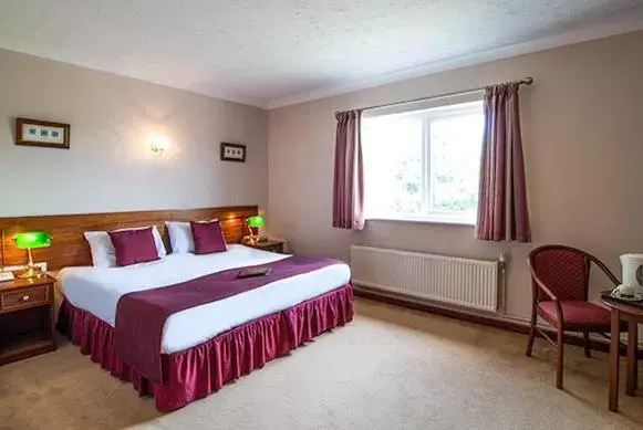 Bedroom, Bed in Wensum Valley Hotel Golf and Country Club