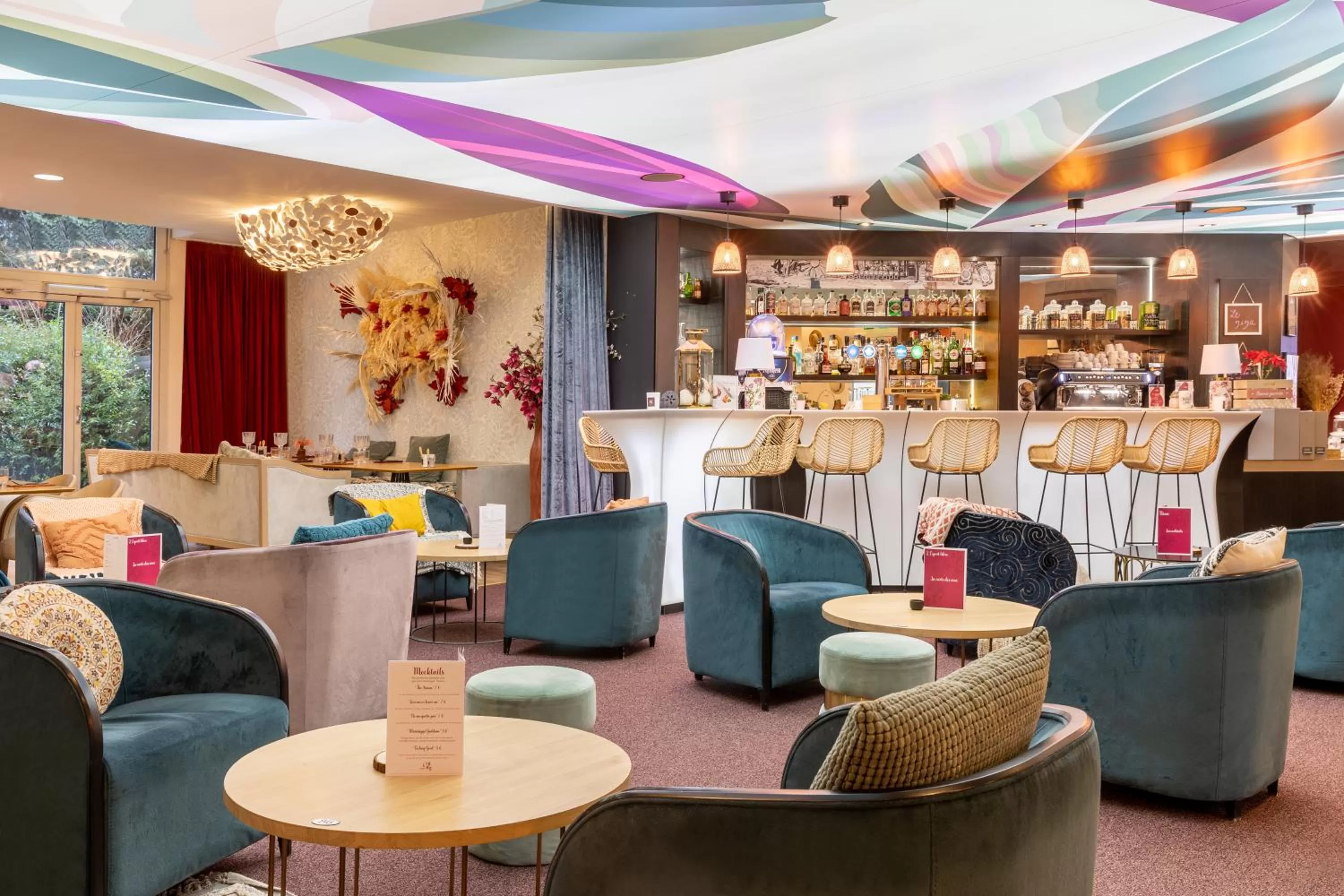 Restaurant/places to eat in Aiden by Best Western Paris Roissy CDG