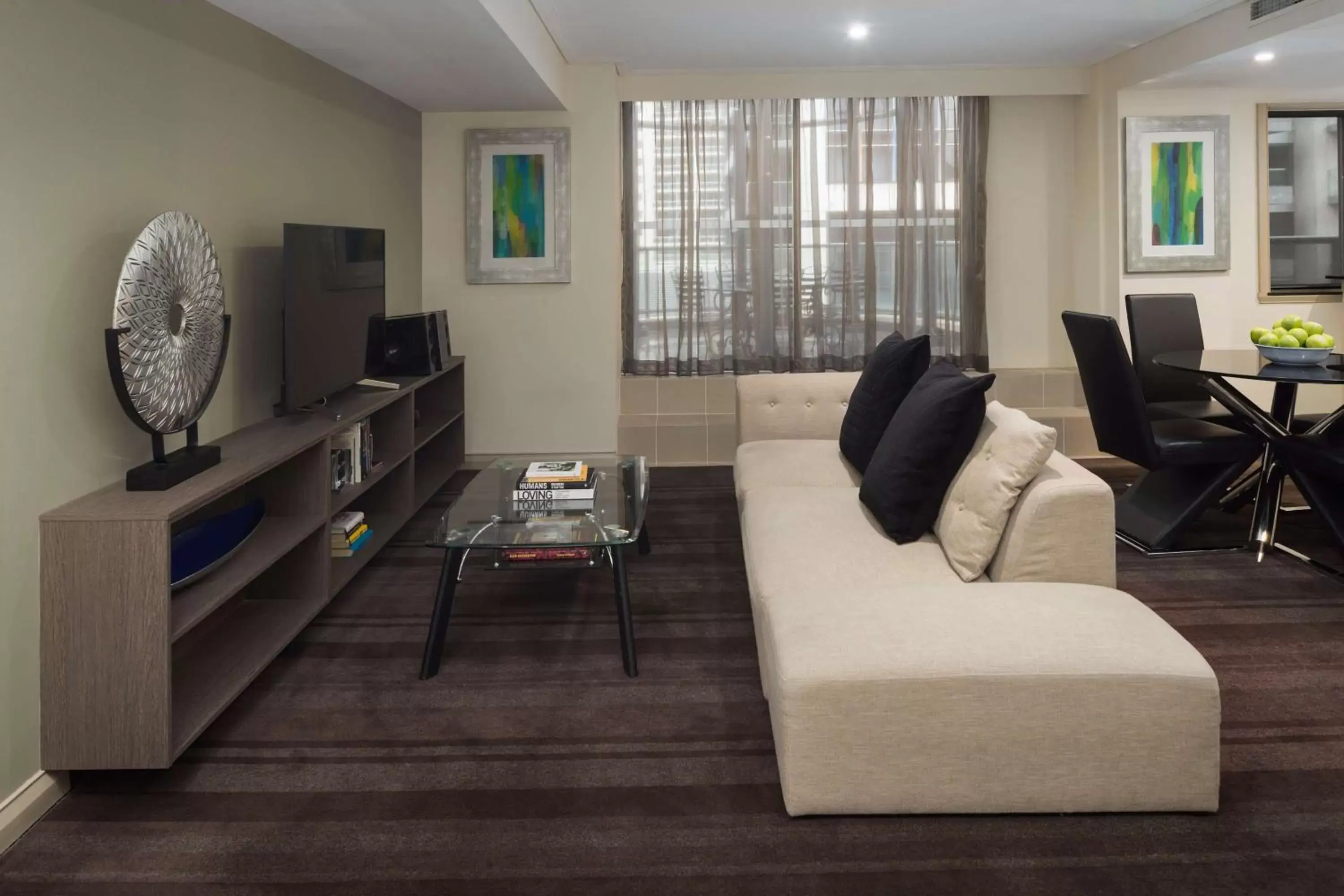 Bedroom, Seating Area in Rydges World Square