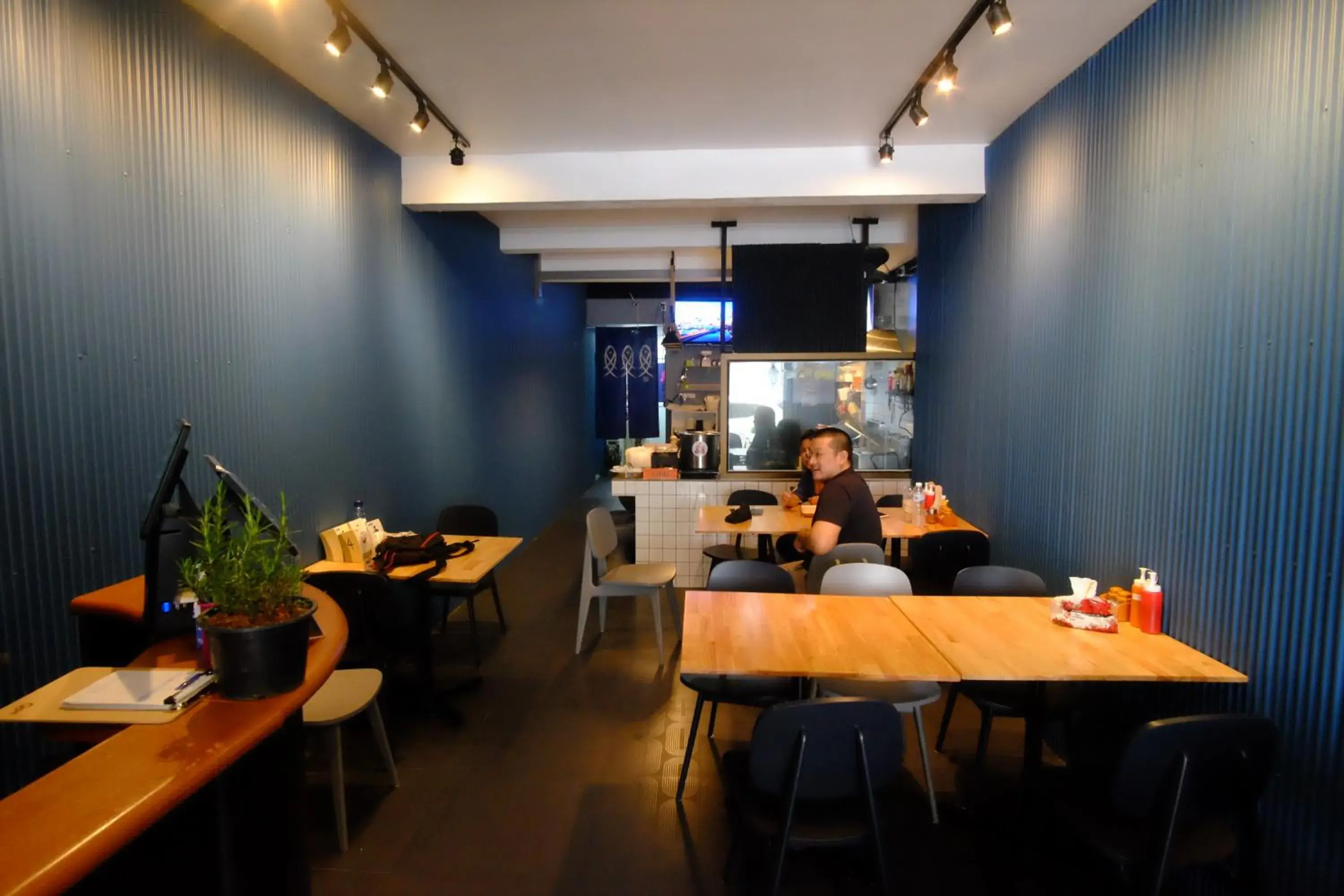 Dining area, Restaurant/Places to Eat in Every Surawong