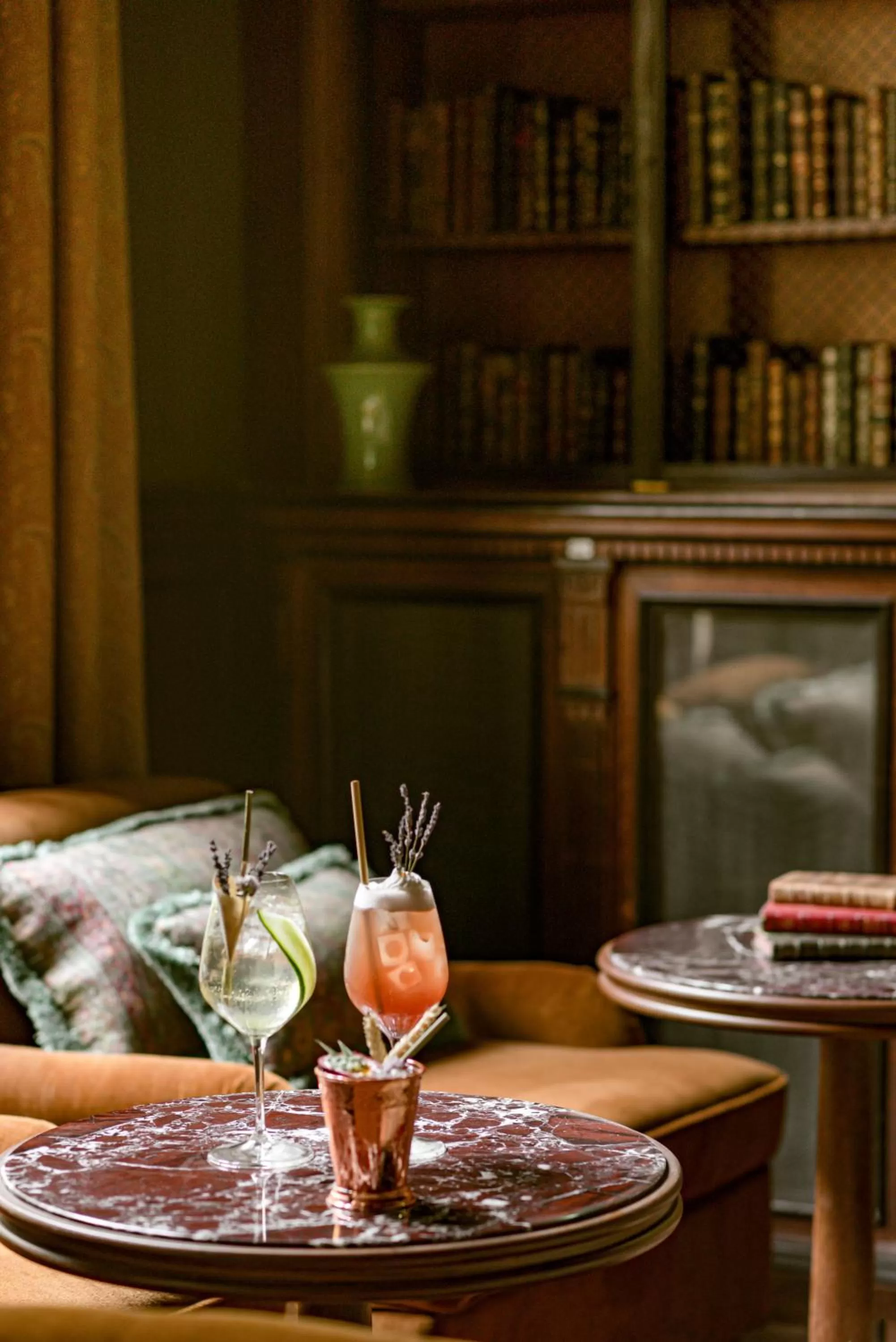 Lounge or bar in Saint James Paris