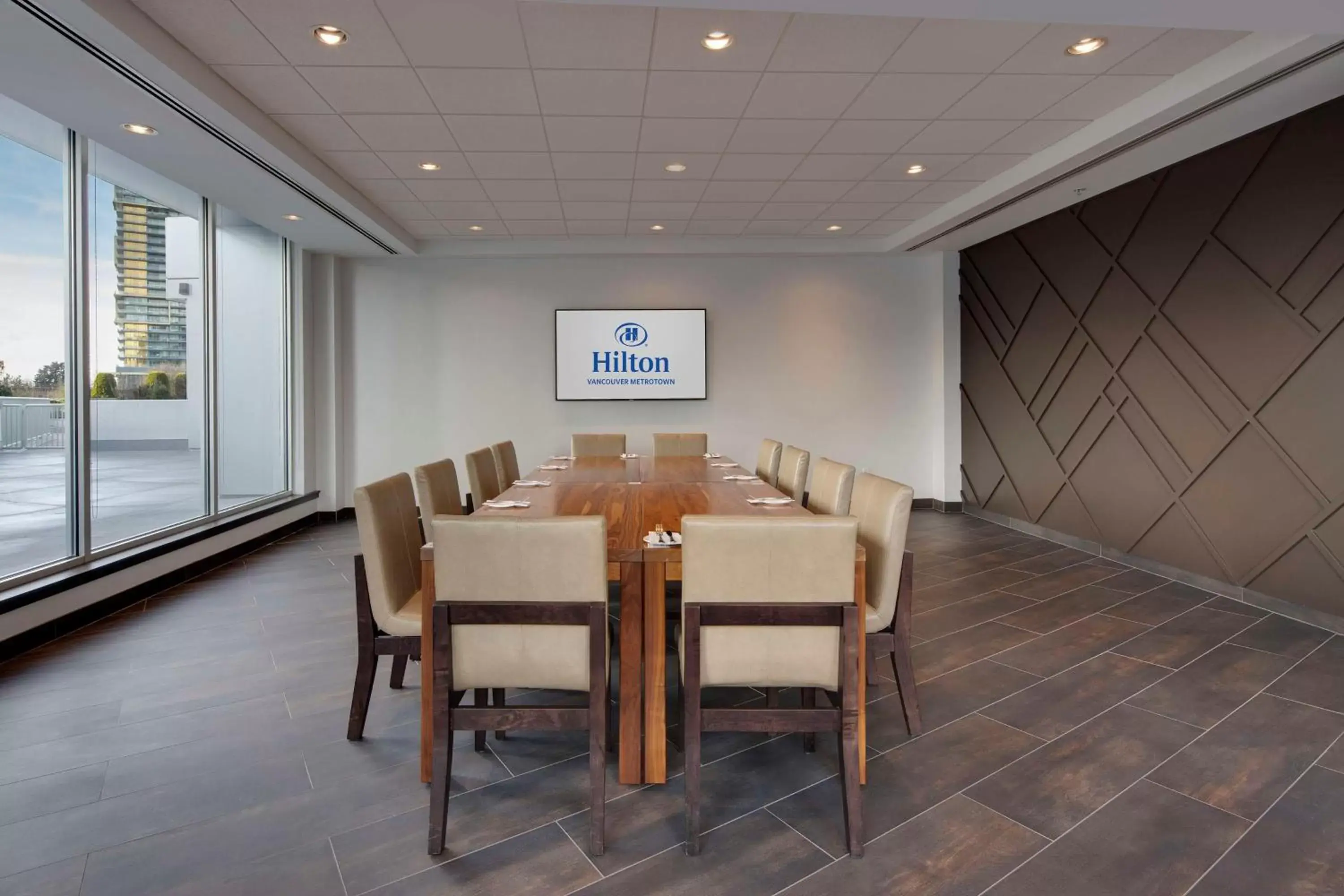 Restaurant/places to eat in Hilton Vancouver Metrotown Restaurant/places to eat in Hilton Vancouver Metrotown