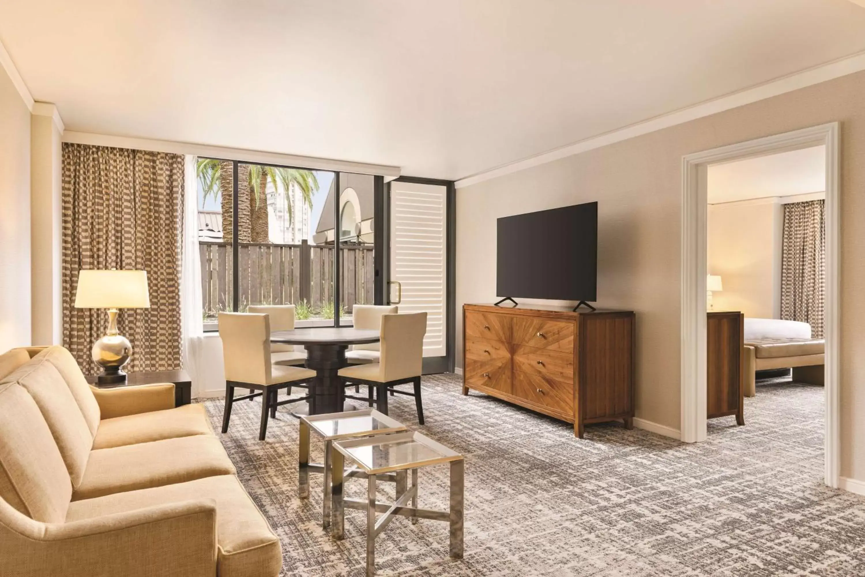 Living room, TV/Entertainment Center in Signia by Hilton San Jose