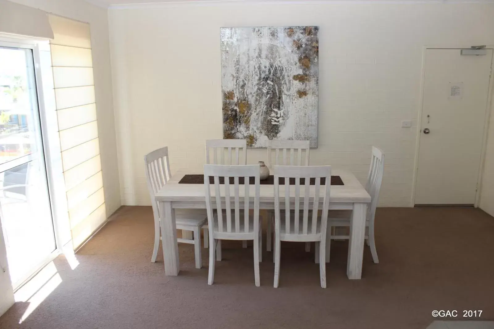 Dining Area in Mollymook Cove Apartments