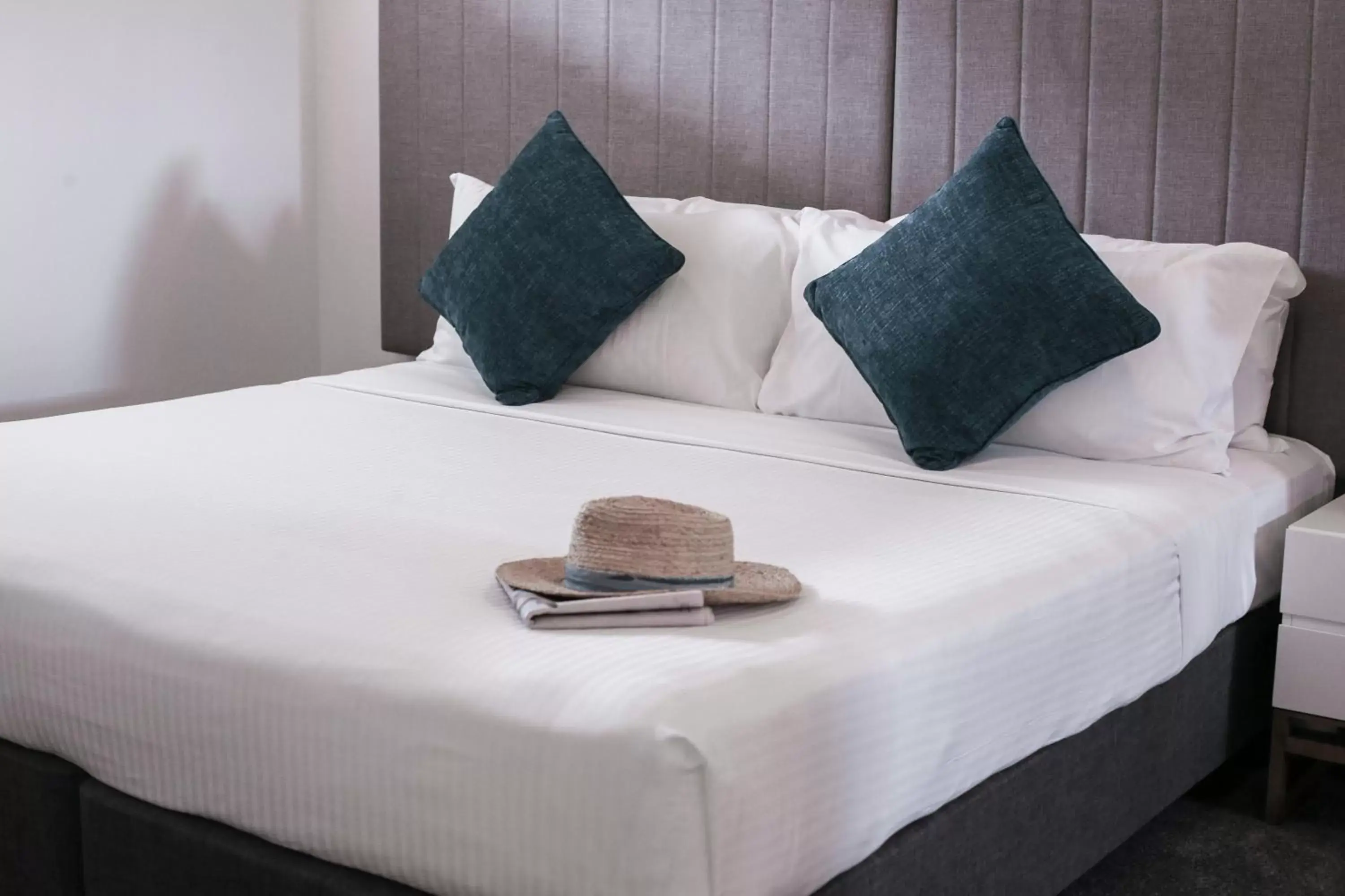 Bedroom, Bed in Rumba Beach Resort