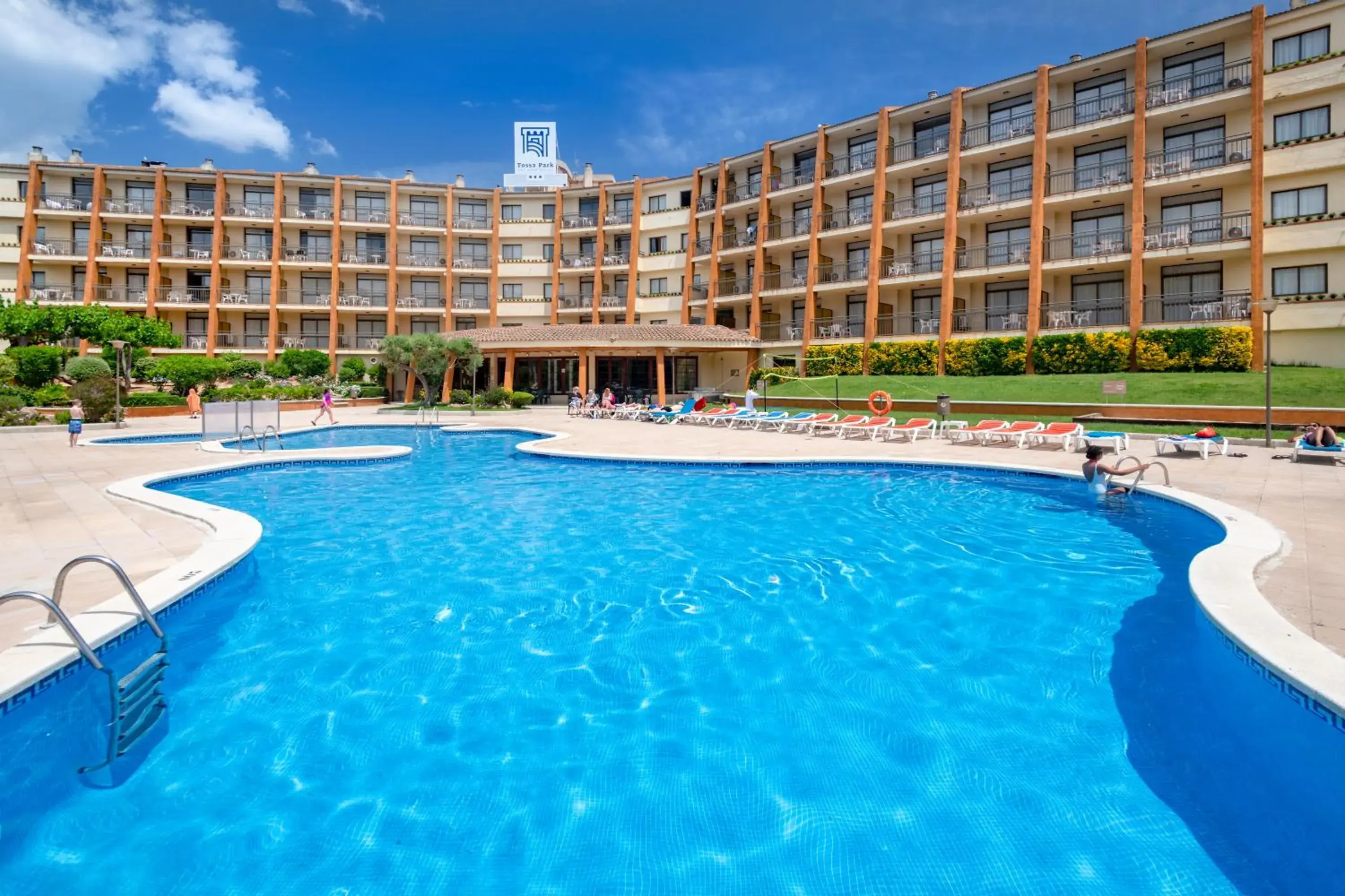 Swimming Pool in GHT Aparthotel Tossa Park