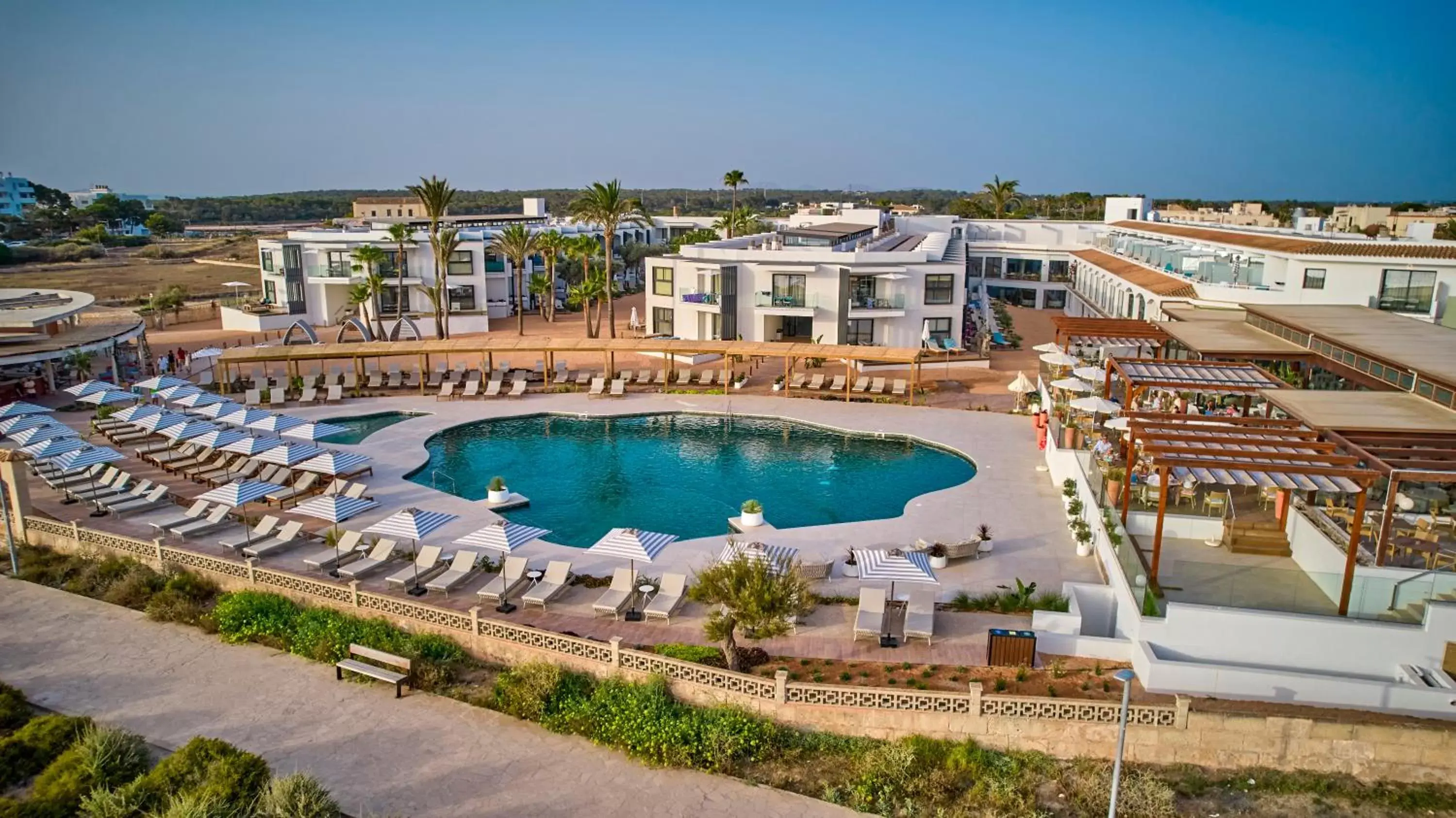 Bird's eye view, Pool View in Universal Grand León & Spa