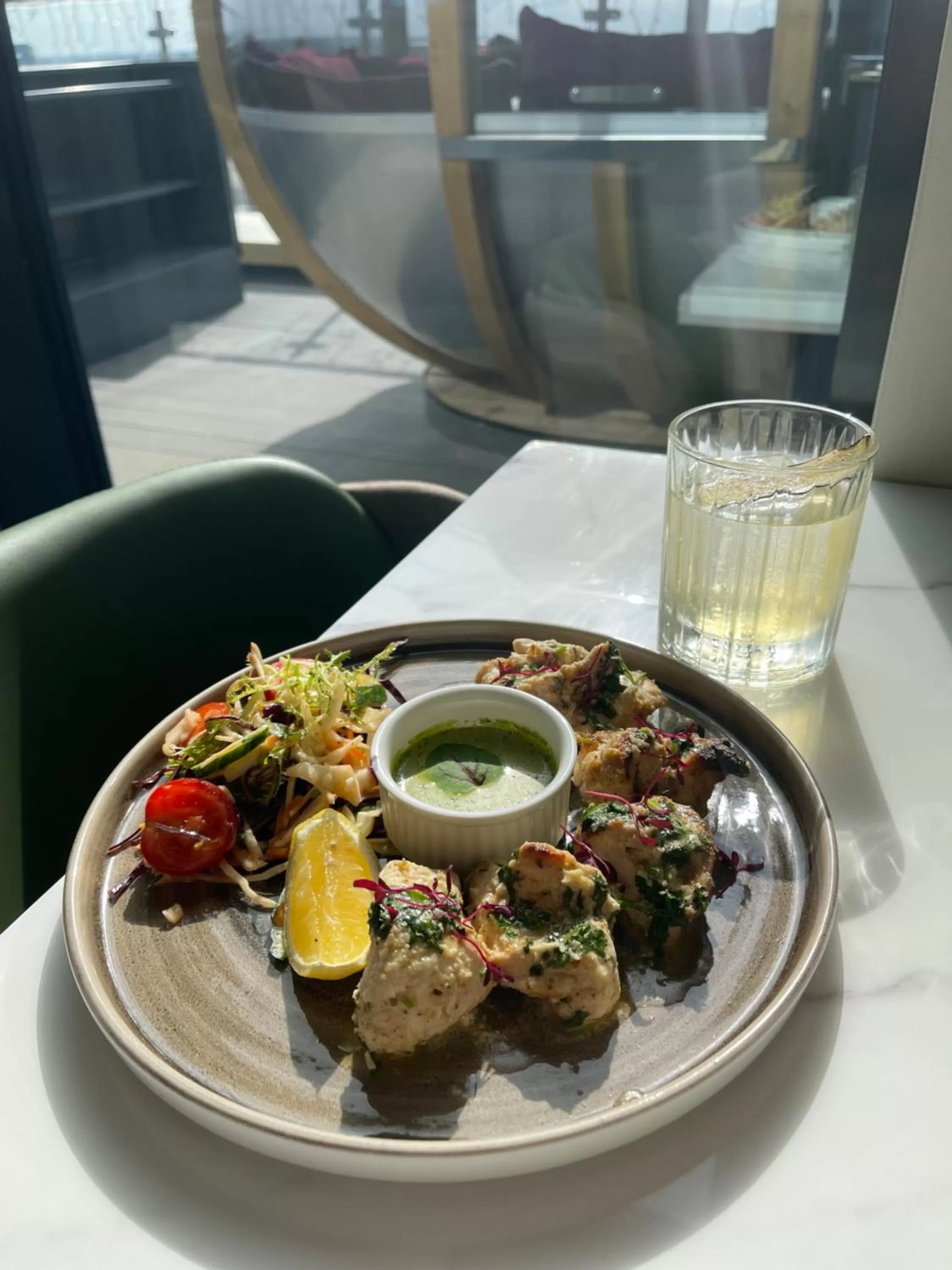 Food and drinks in Courtyard by Marriott London Heathrow Airport