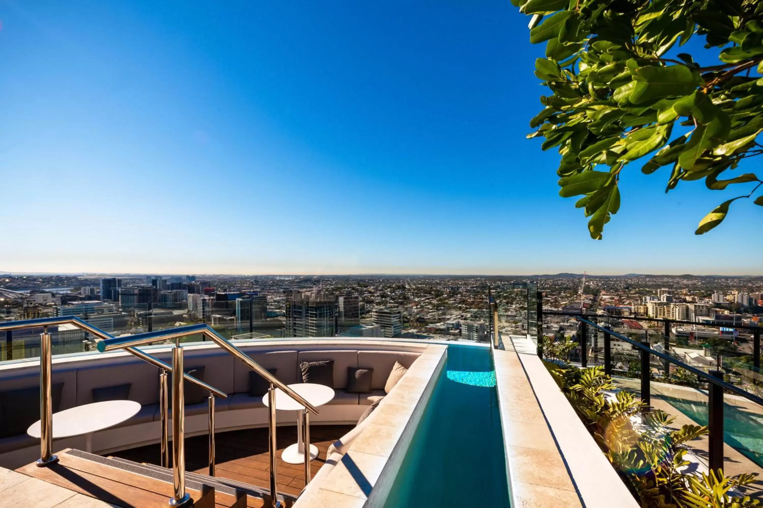 Swimming pool, Balcony/Terrace in FV by Peppers