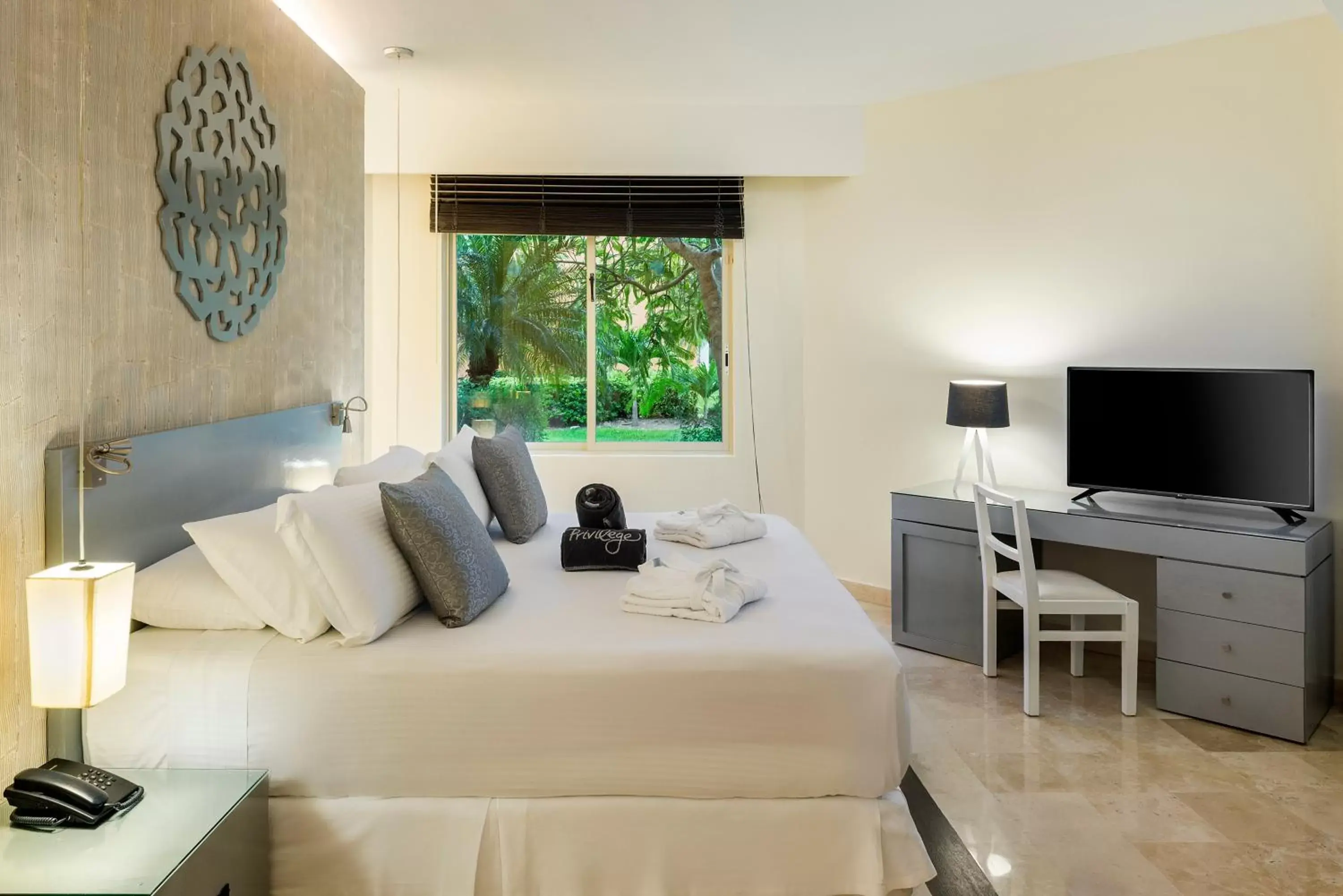 Bedroom, TV/Entertainment Center in Ocean Maya Royale Adults Only - All Inclusive