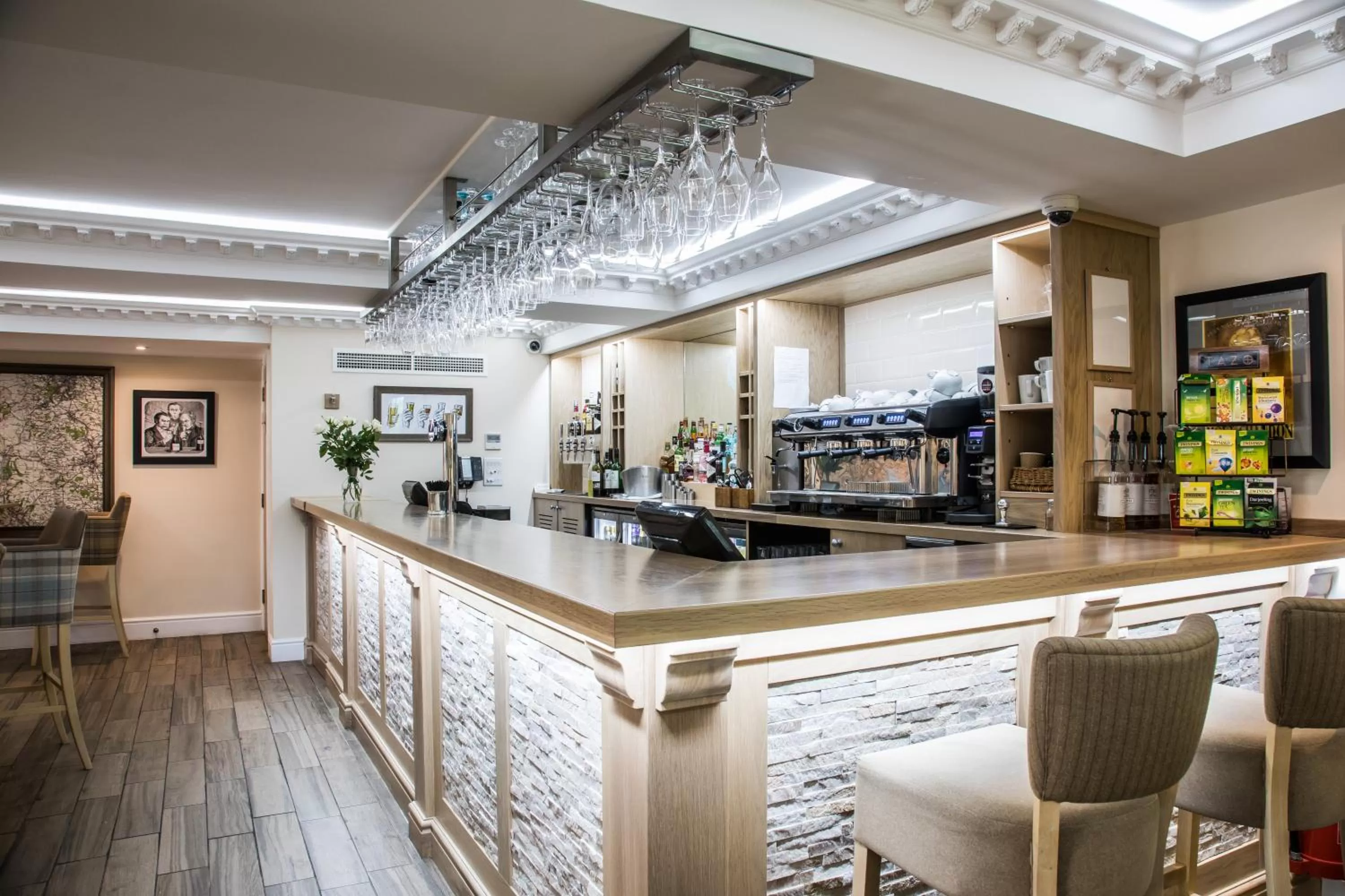 Lounge or bar in The H Boutique Hotel