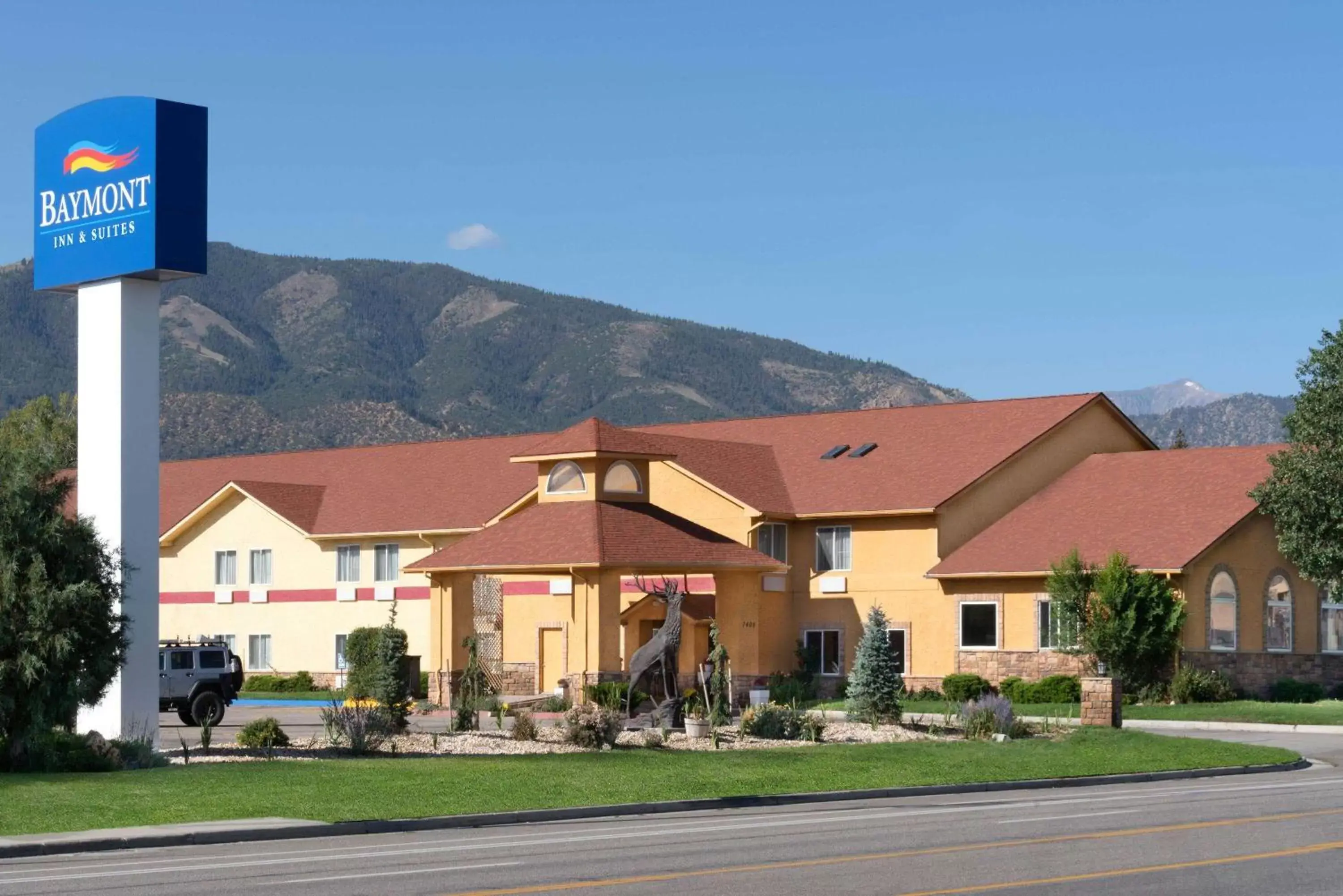 Property building in Baymont by Wyndham Salida Property building in Baymont by Wyndham Salida