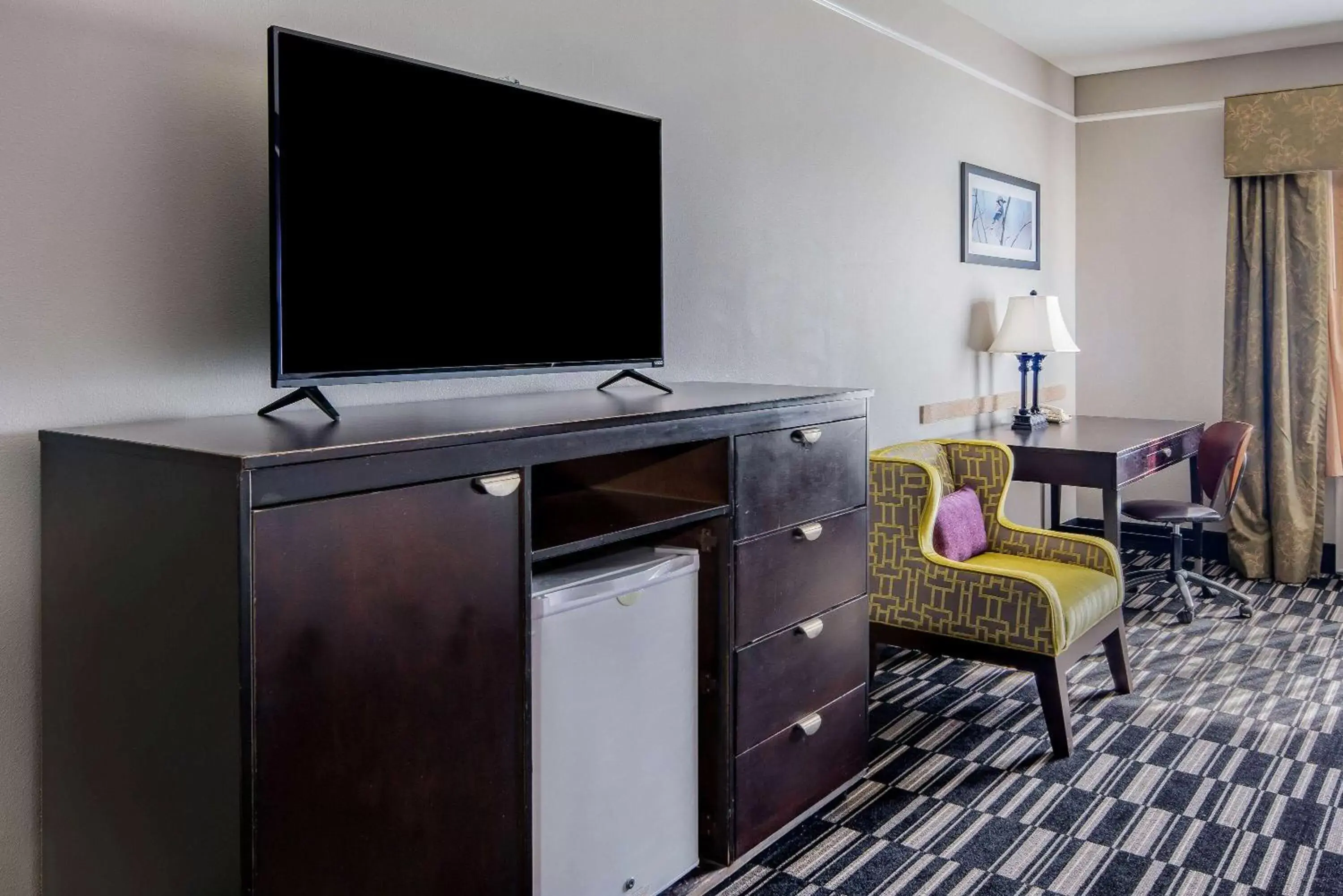 TV and multimedia, TV/Entertainment Center in La Quinta by Wyndham Alamo-McAllen East