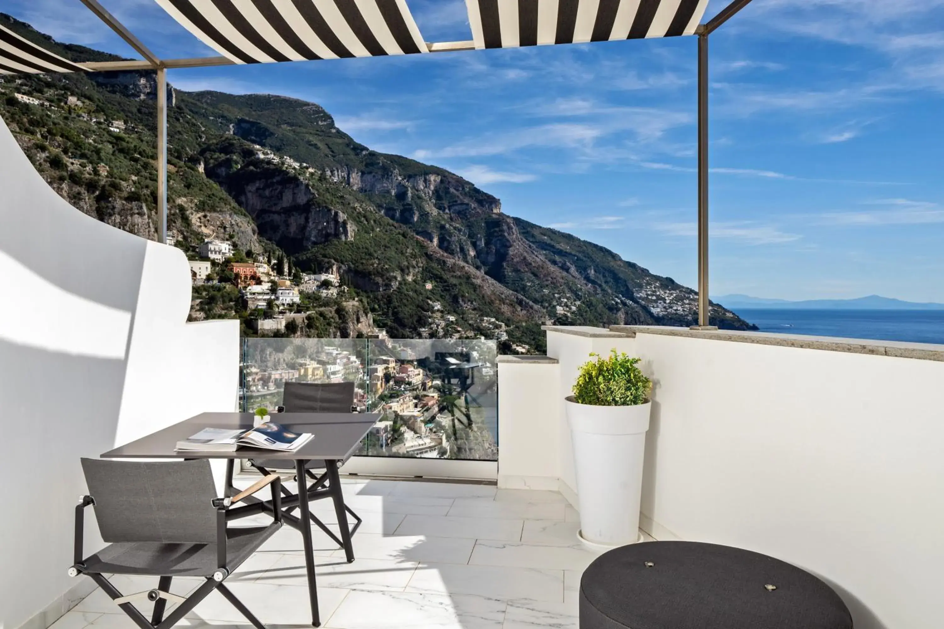 View (from property/room), Balcony/Terrace in Hotel Villa Franca