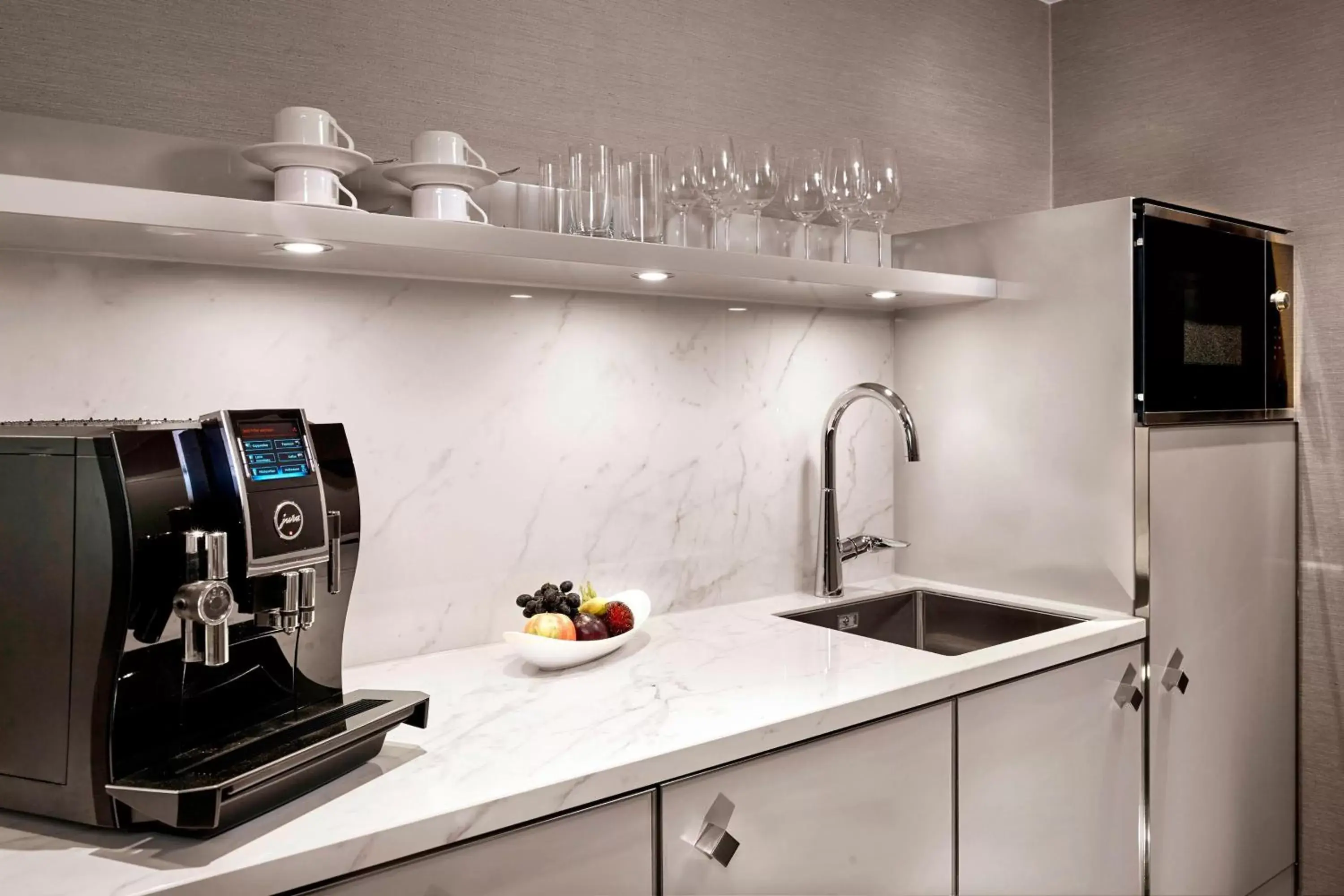 Kitchen or kitchenette, Kitchen/Kitchenette in The Ritz-Carlton, Berlin