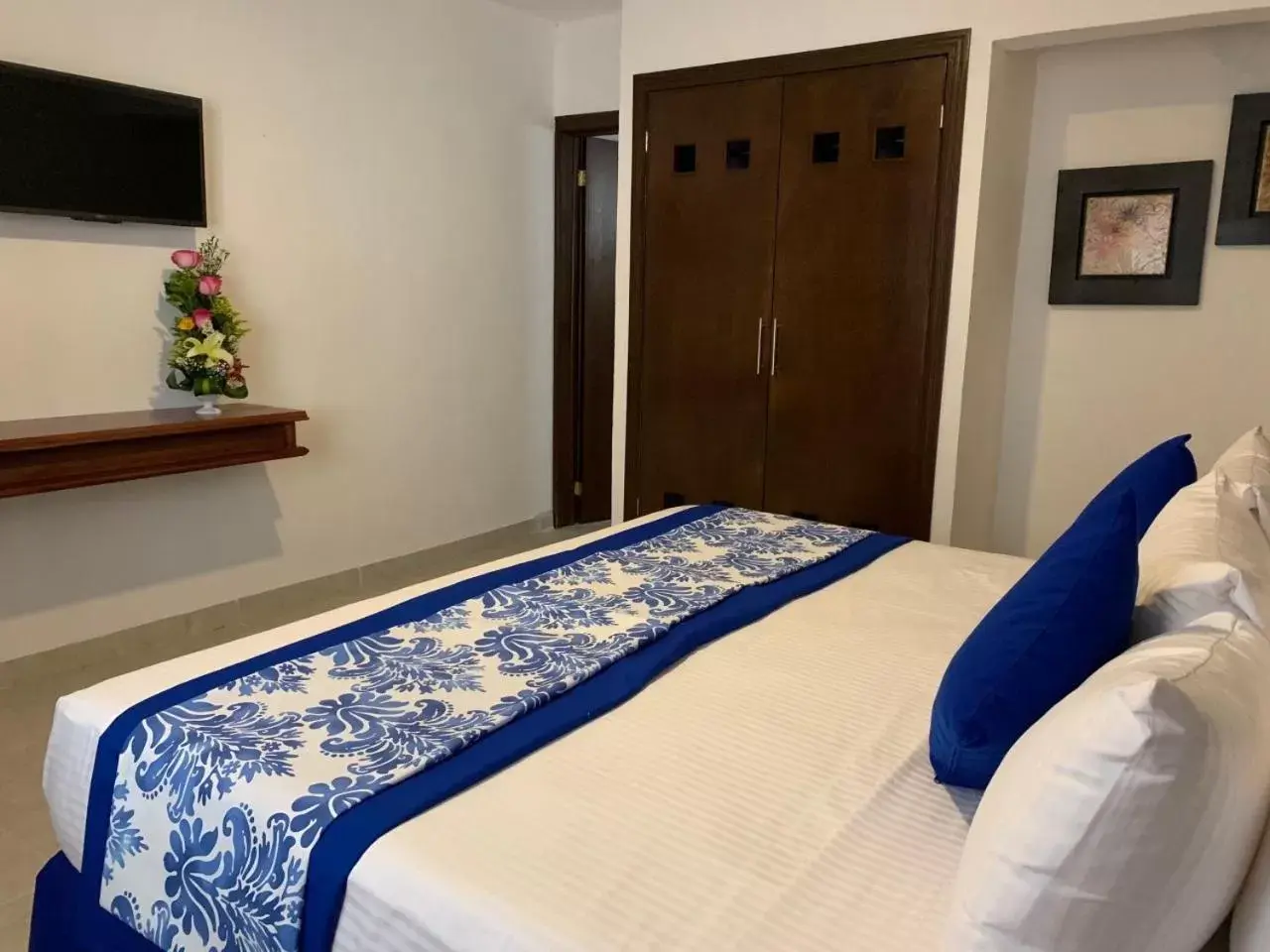 Bedroom, Bed in Hotel Catedral Valladolid Yucatan